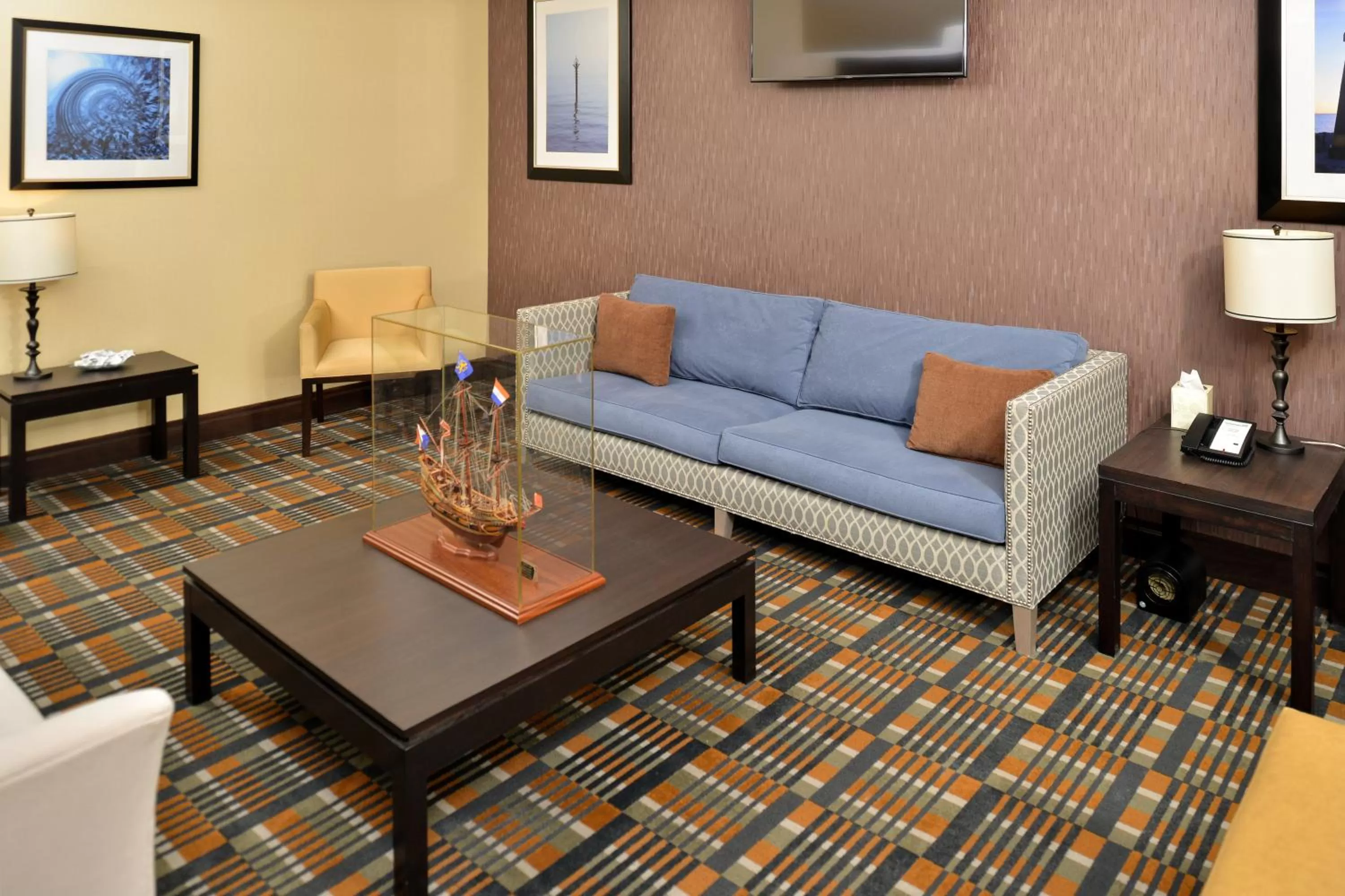 Property building in Holiday Inn Express & Suites Peekskill-Lower Hudson Valley by IHG