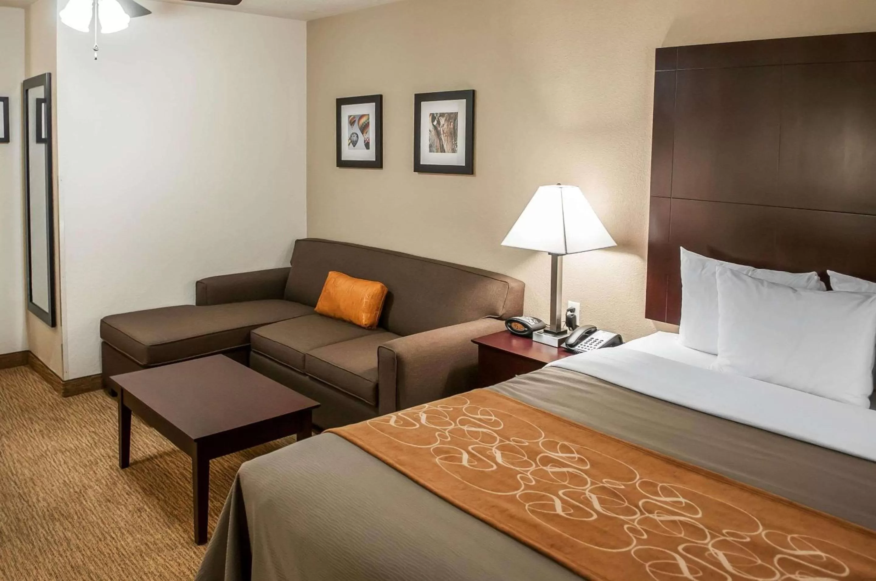 Photo of the whole room, Bed in Comfort Suites Albuquerque-North Journal Center