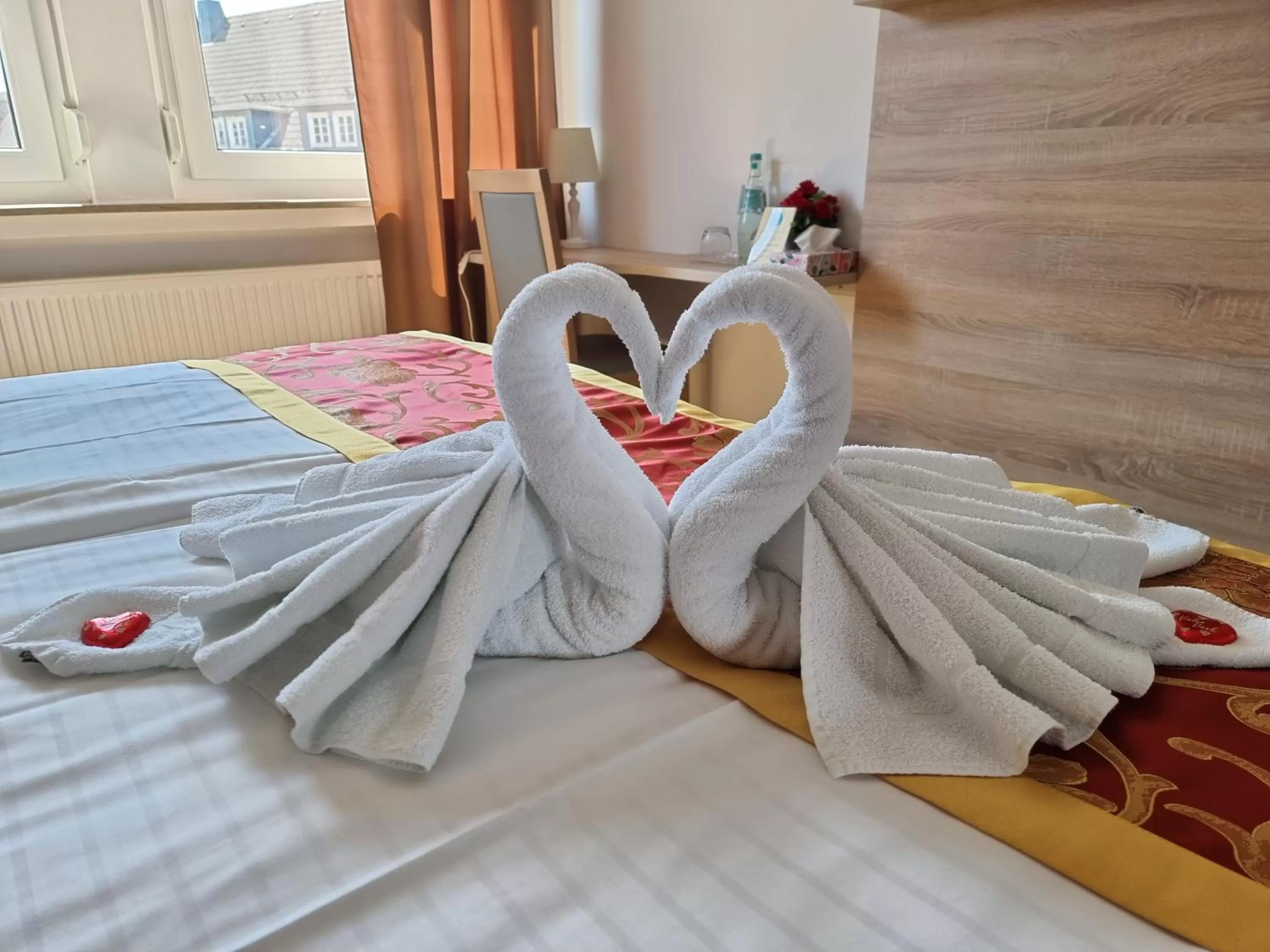 Bed in Hotel Medebach - Zum Schwanenkönig