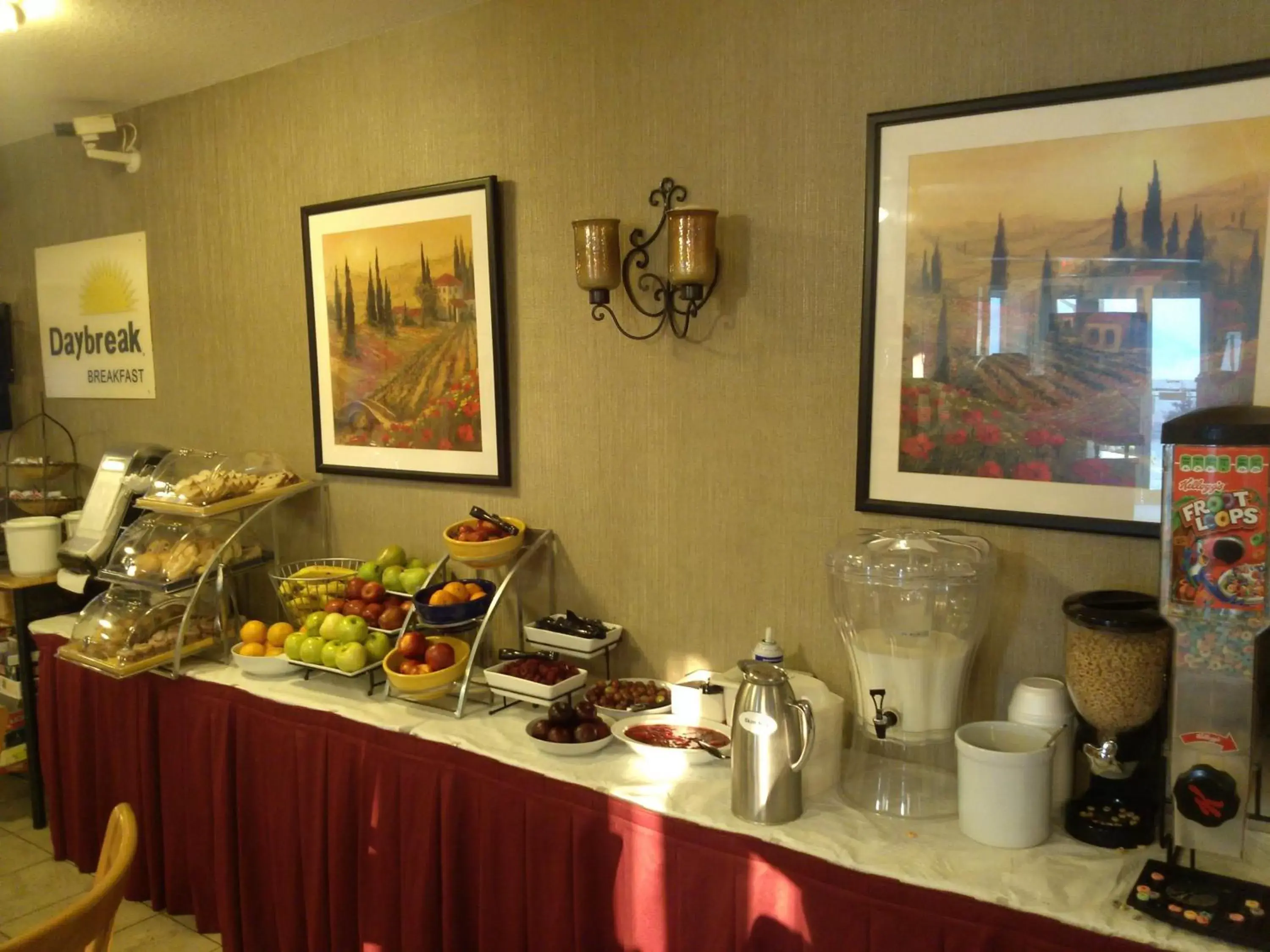 Food in Days Inn & Suites by Wyndham Fargo 19th Ave/Airport Dome