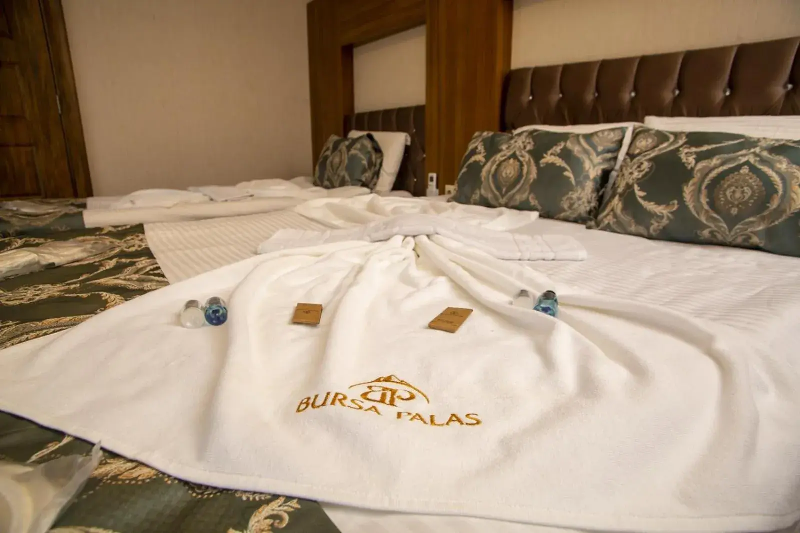 Bed in Bursa Palas Hotel