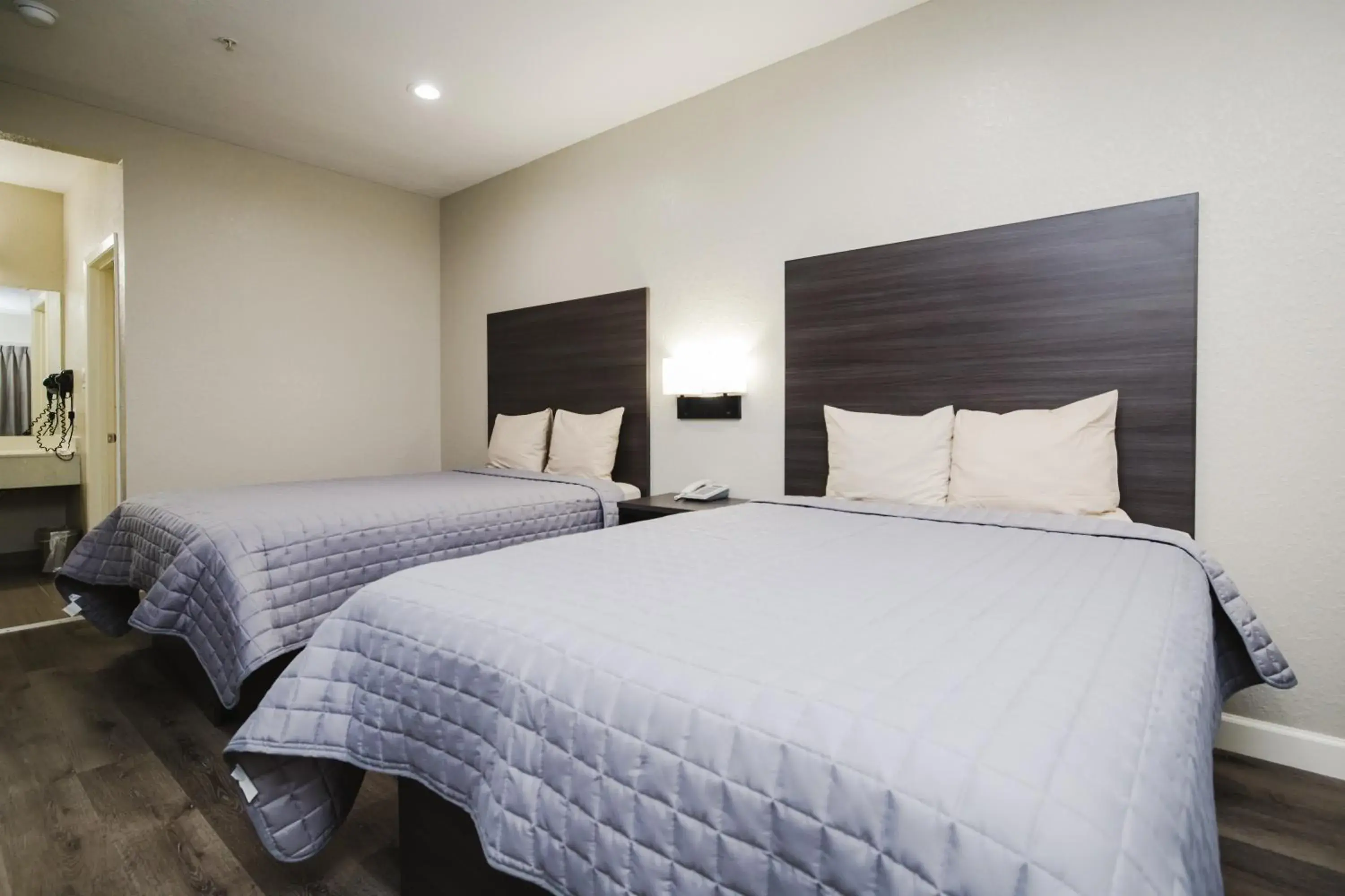 Bed in Winchester Inn and Suites Humble/IAH/North Houston Bed in Winchester Inn and Suites Humble/IAH/North Houston