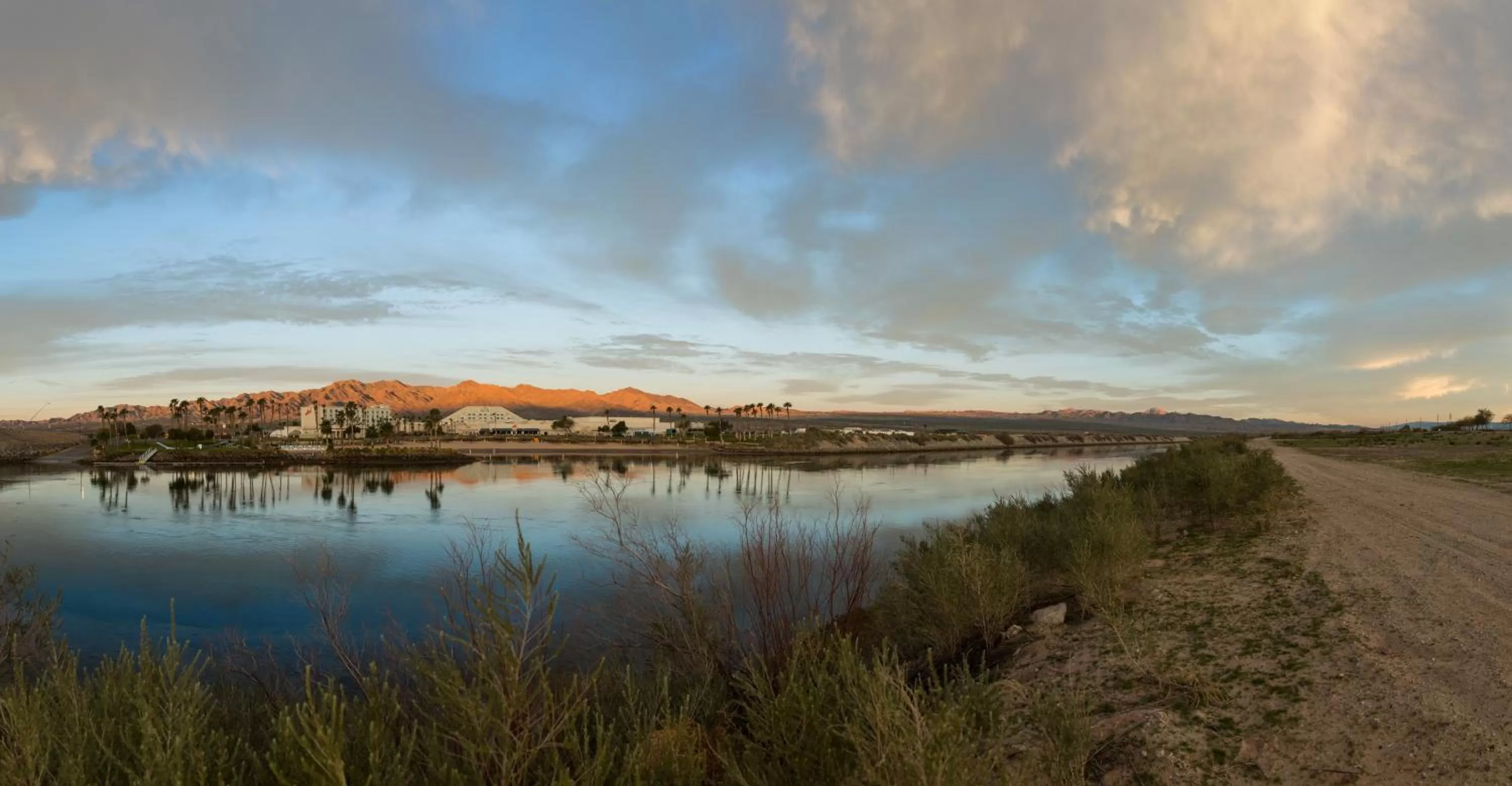 Beach in Avi Resort & Casino