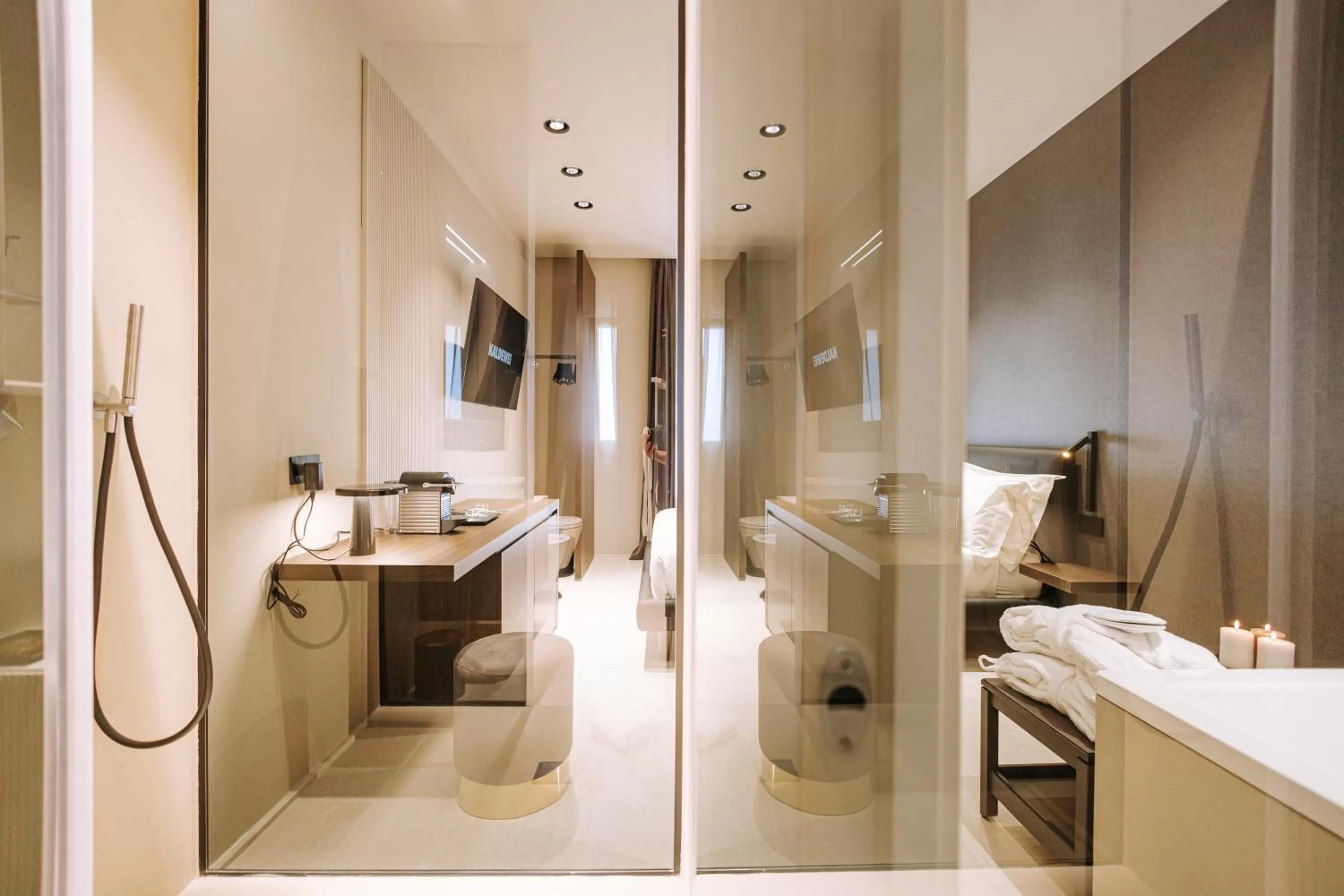 Suite1212 - Bandiera