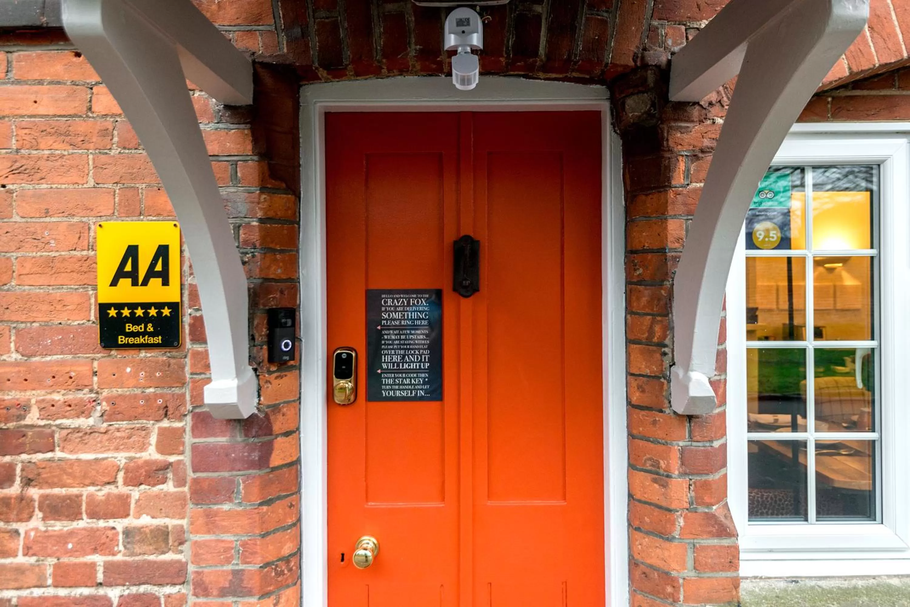 Facade/entrance in Crazy Fox Hurley Boutique B&B