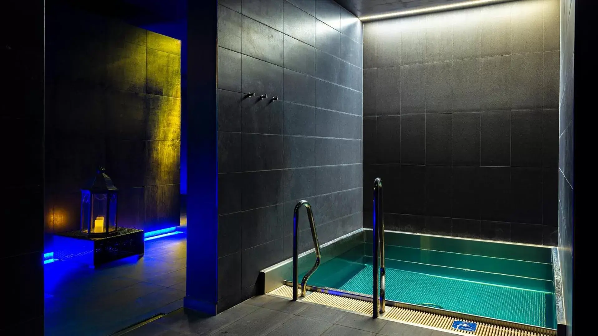 Spa and wellness centre/facilities, Bathroom in Hotel AquaCity Seasons