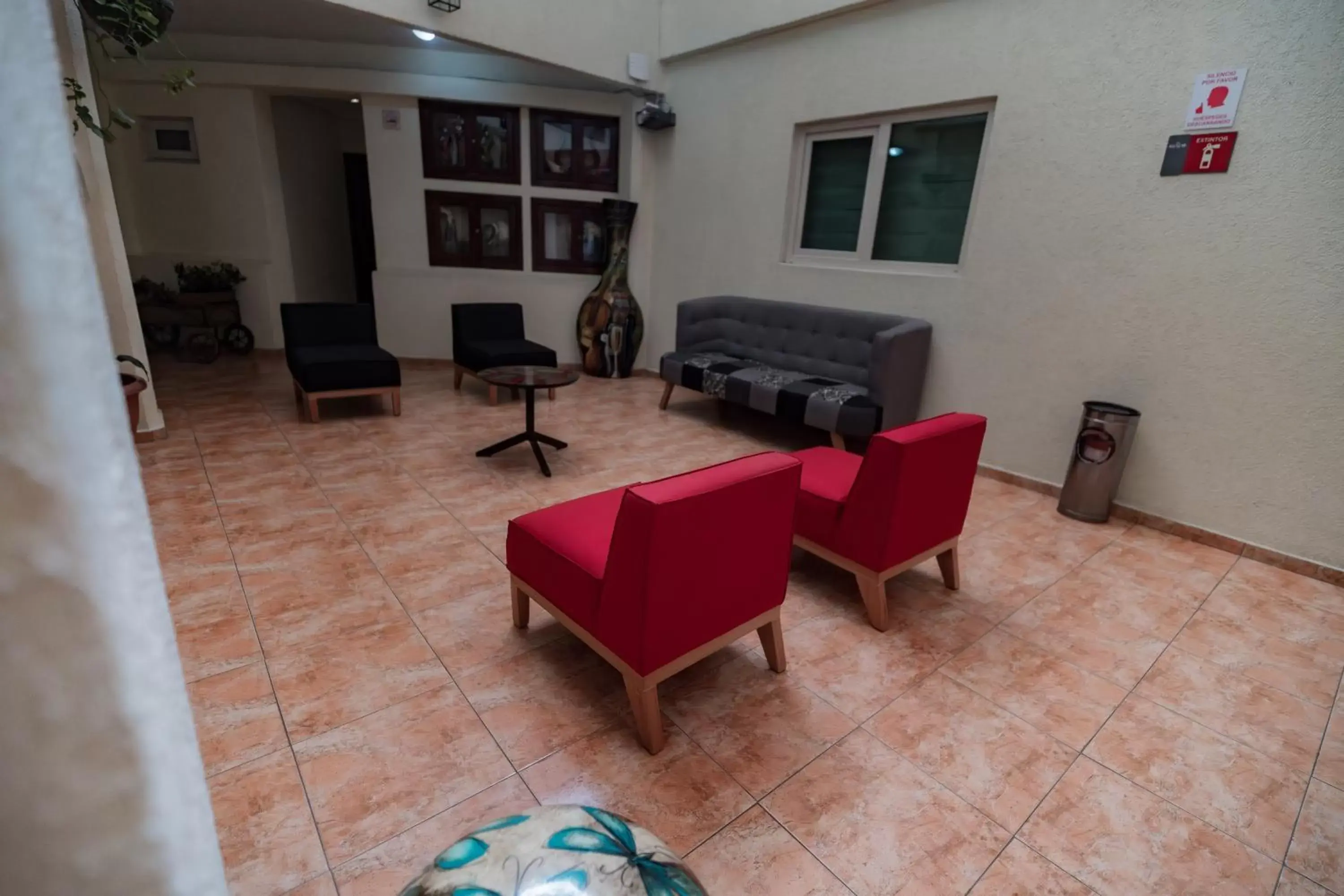 Living room, Seating Area in Hotel Alcazar - Guadalajara Centro Historico