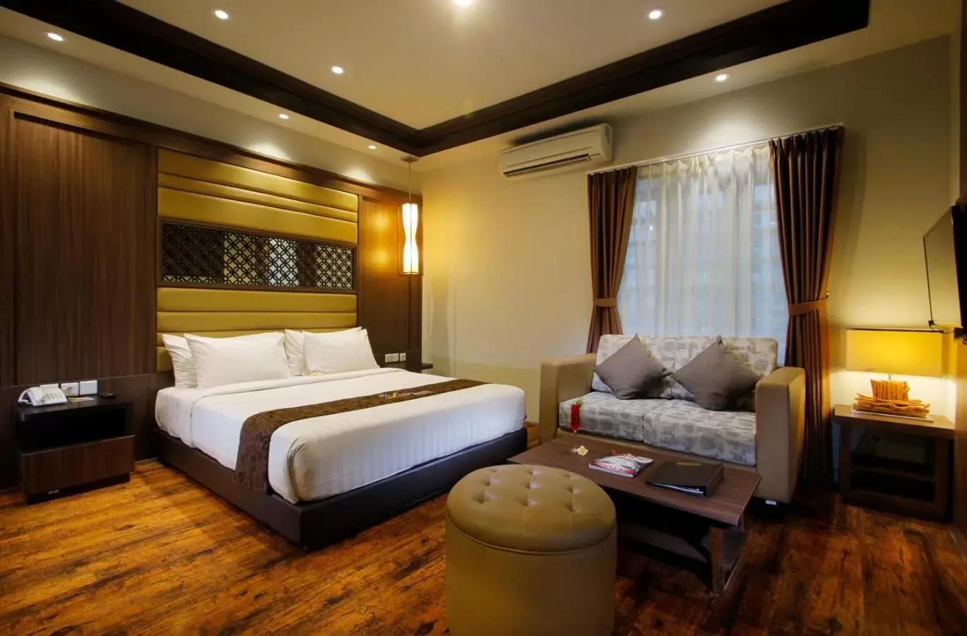 Photo of the whole room, Bed in The Lerina Hotel Nusa Dua