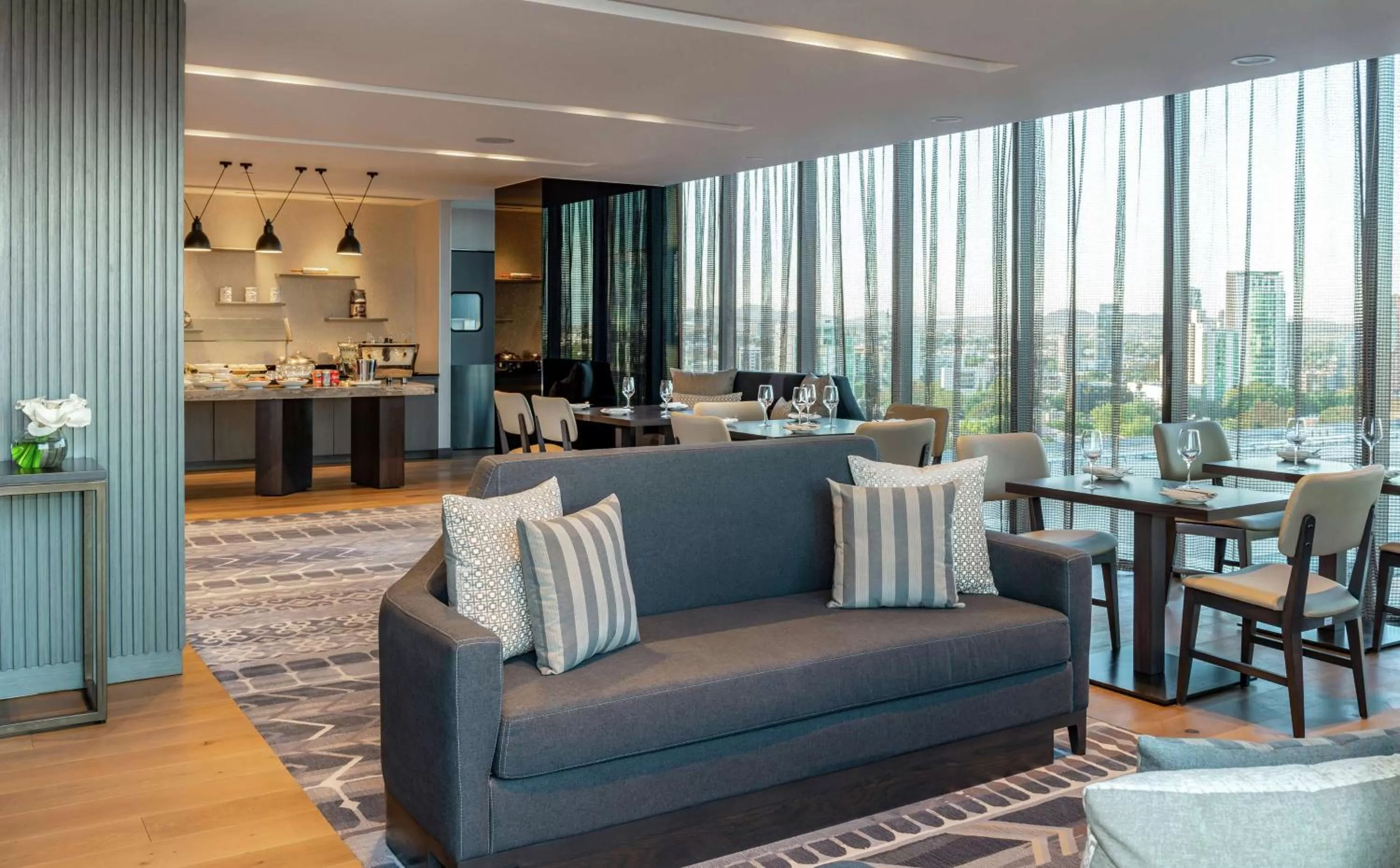 Property building in Hilton Guadalajara Midtown