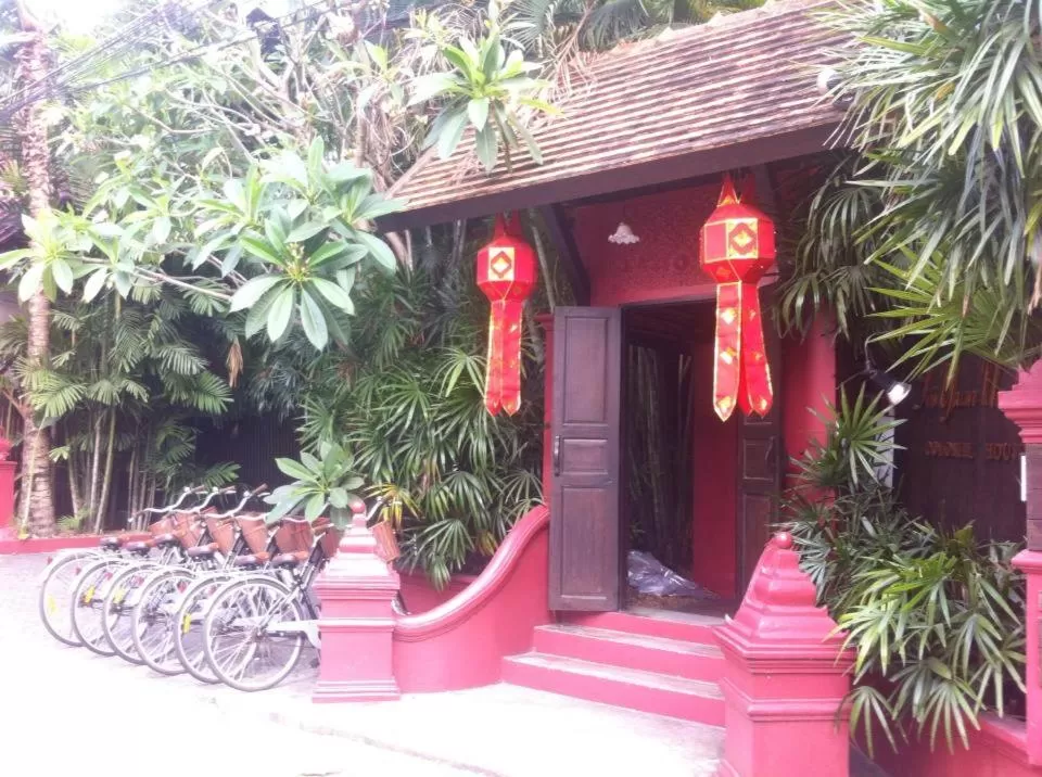 Decorative detail in Tri Yaan Na Ros Colonial House