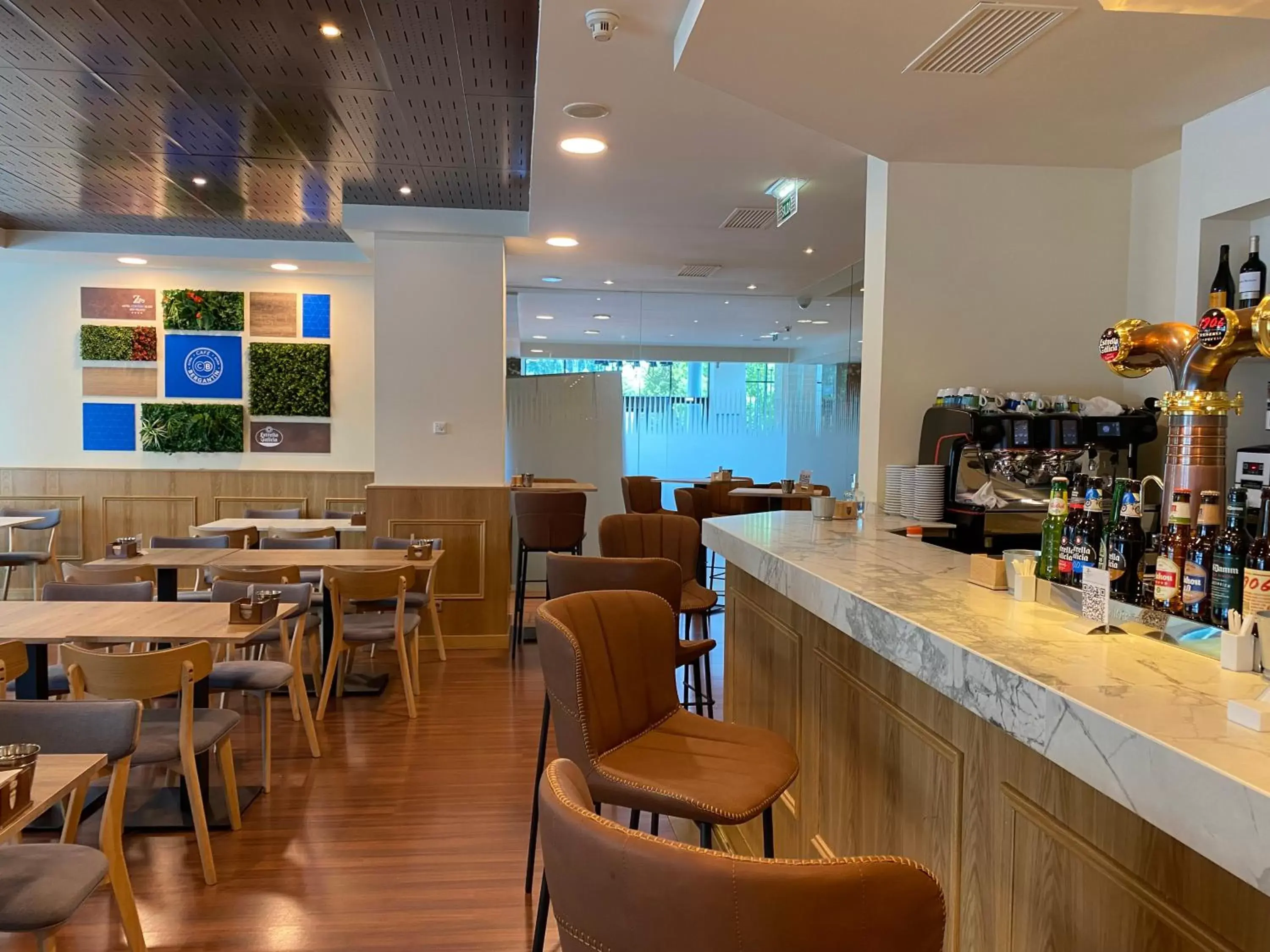 Restaurant/places to eat in Hotel Zentral Gijón Rey Pelayo Restaurant/places to eat in Hotel Zentral Gijón Rey Pelayo