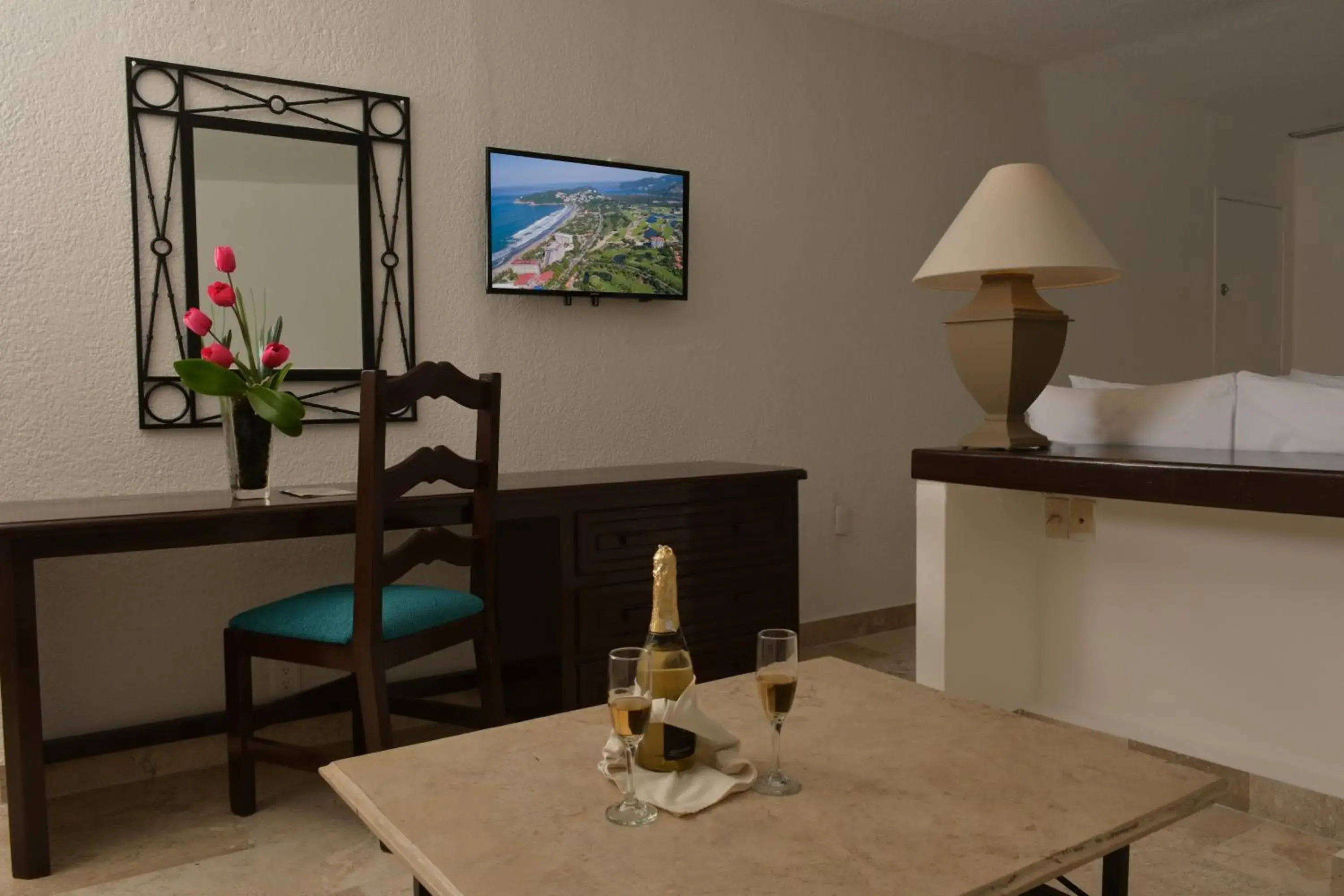 TV and multimedia in Ritz Acapulco All Inclusive