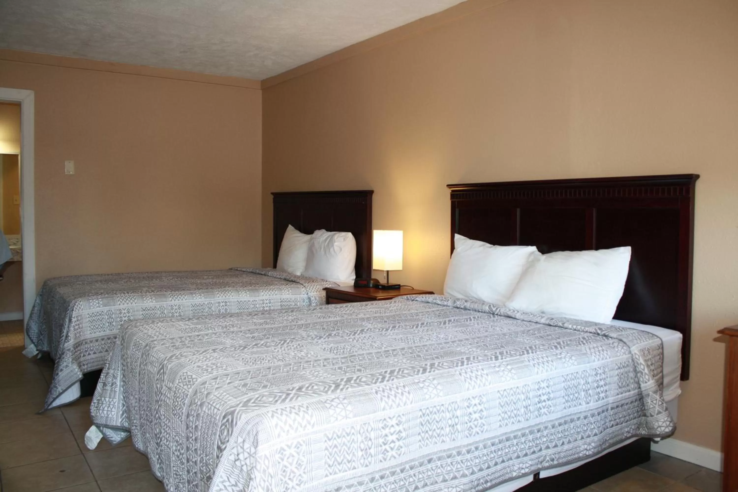 Bed in Rockbridge Inn