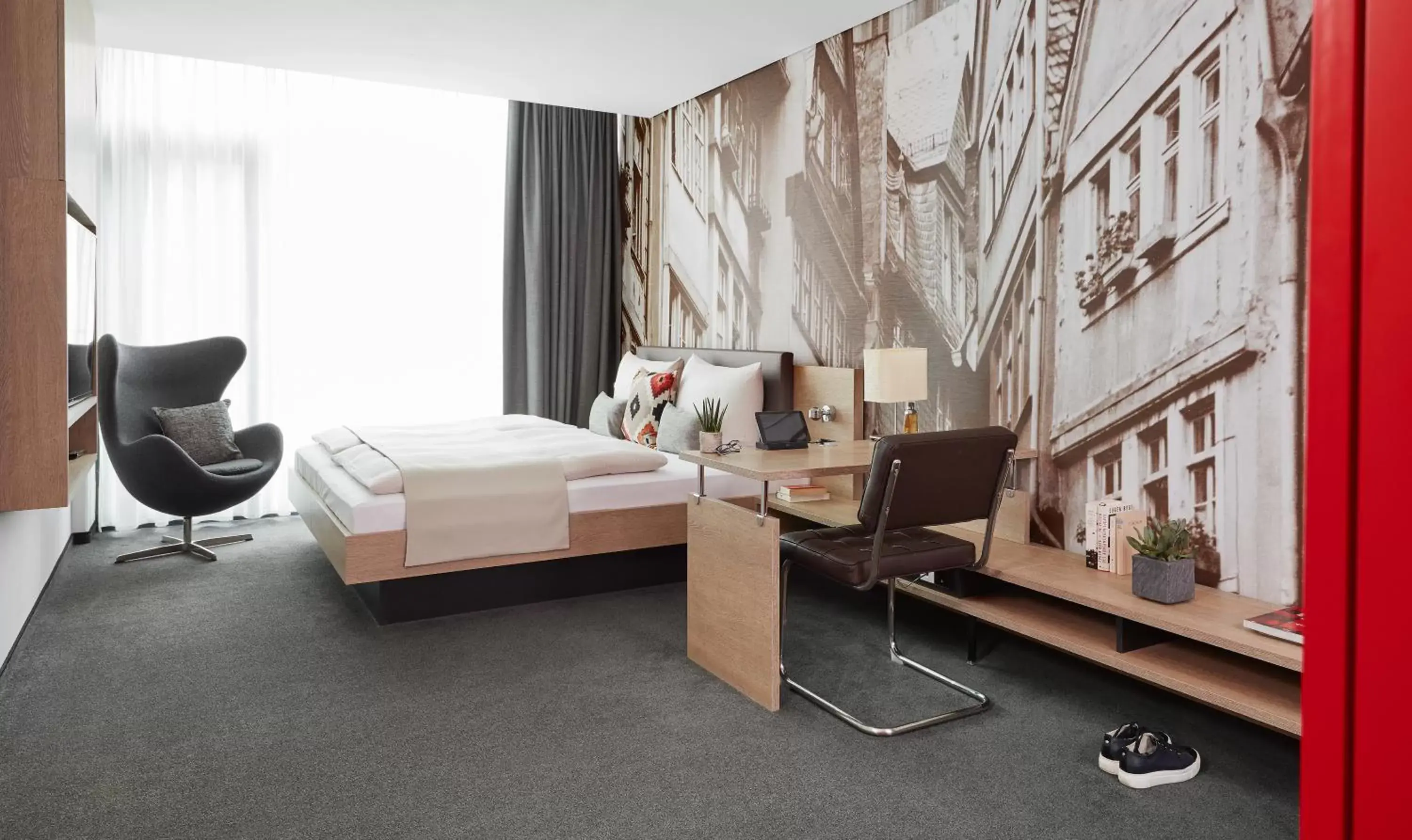 Photo of the whole room in Living Hotel Frankfurt