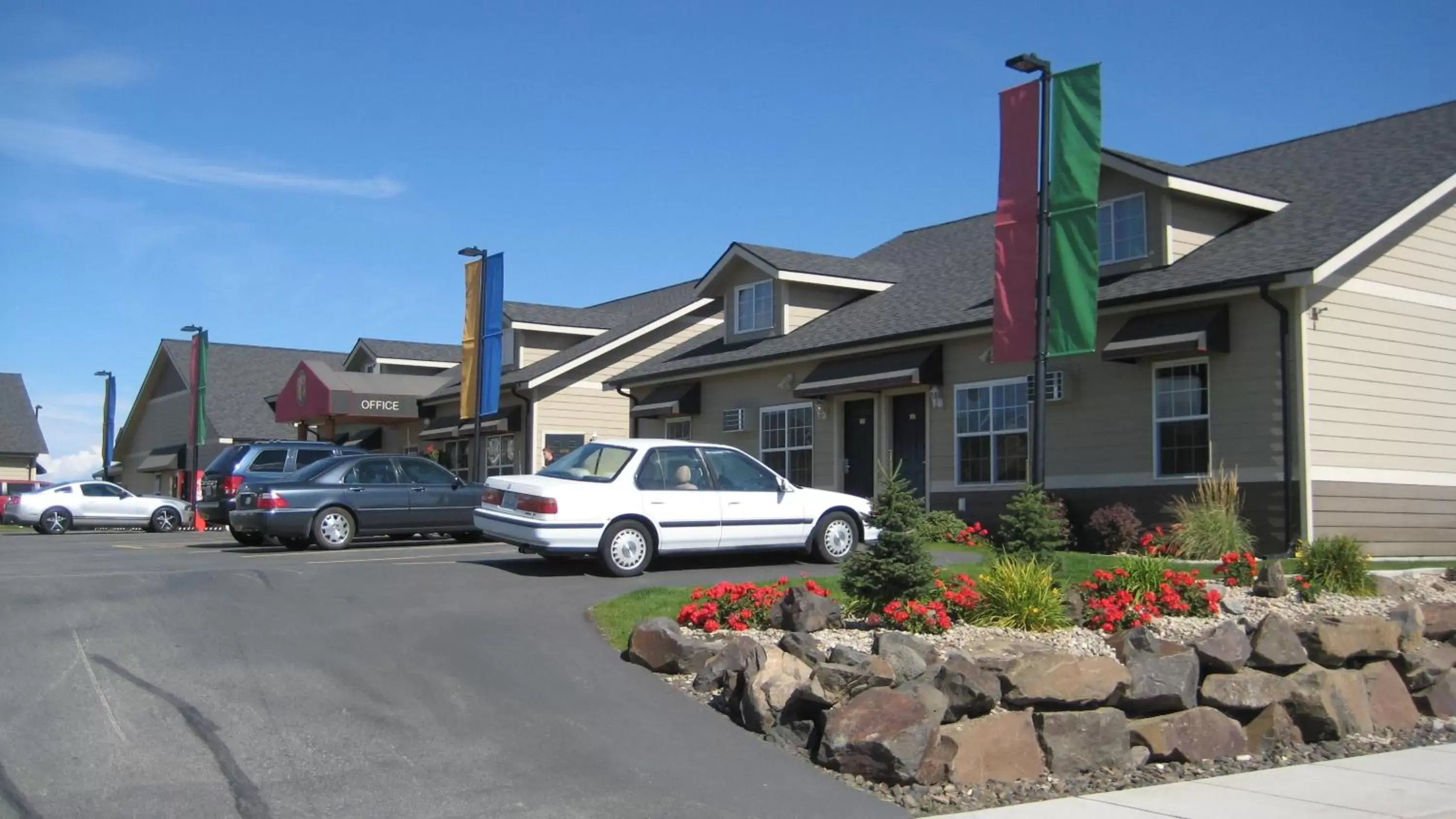 View (from property/room), Property Building in Stratford Suites Spokane Airport