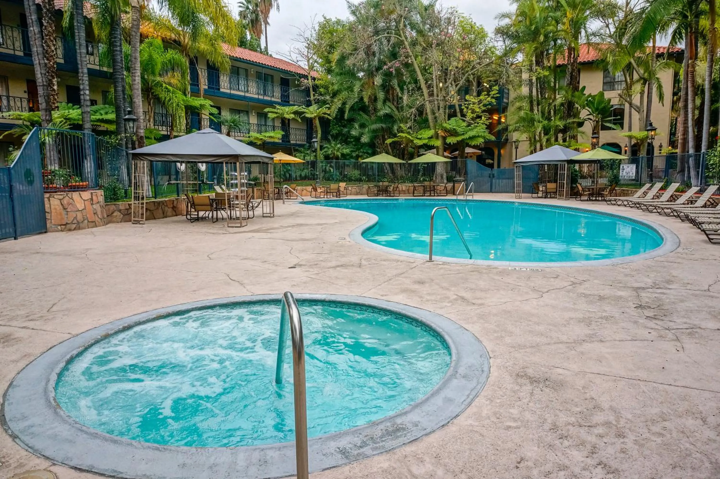 Day in Vanllee Hotel