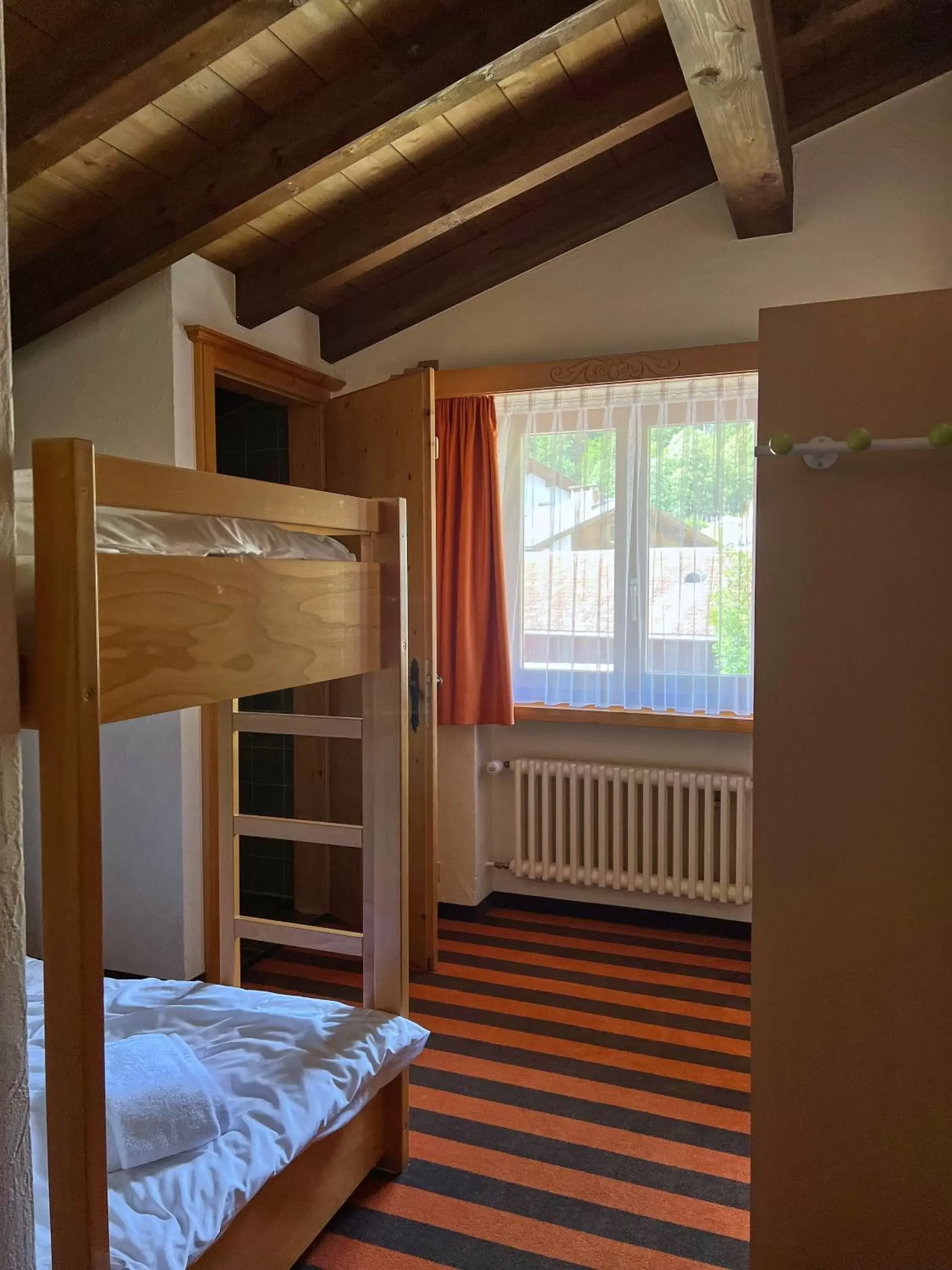 Bedroom, Bunk Bed in Madrisa Lodge