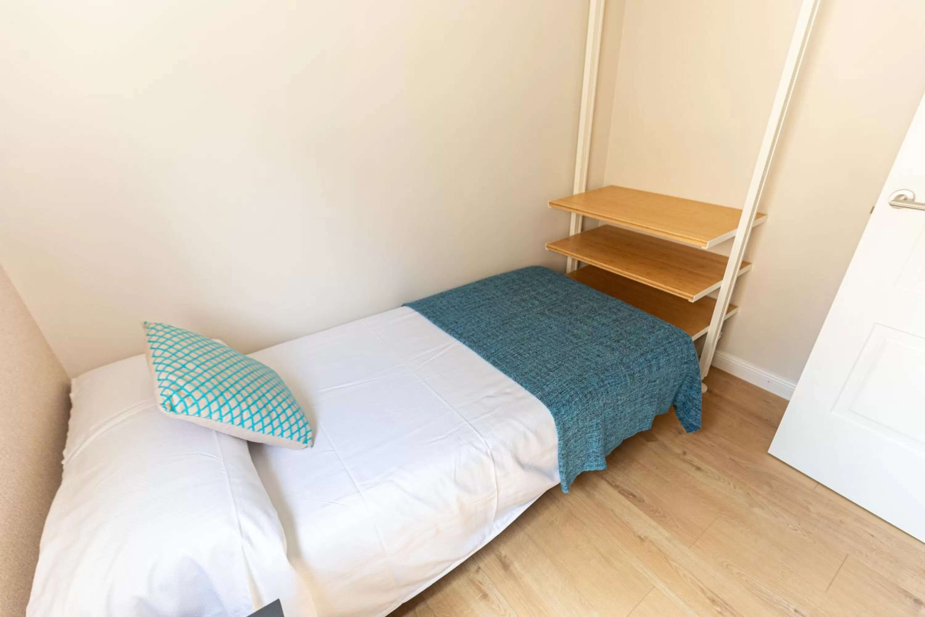 Bed in Atica Apartments - by Weflating