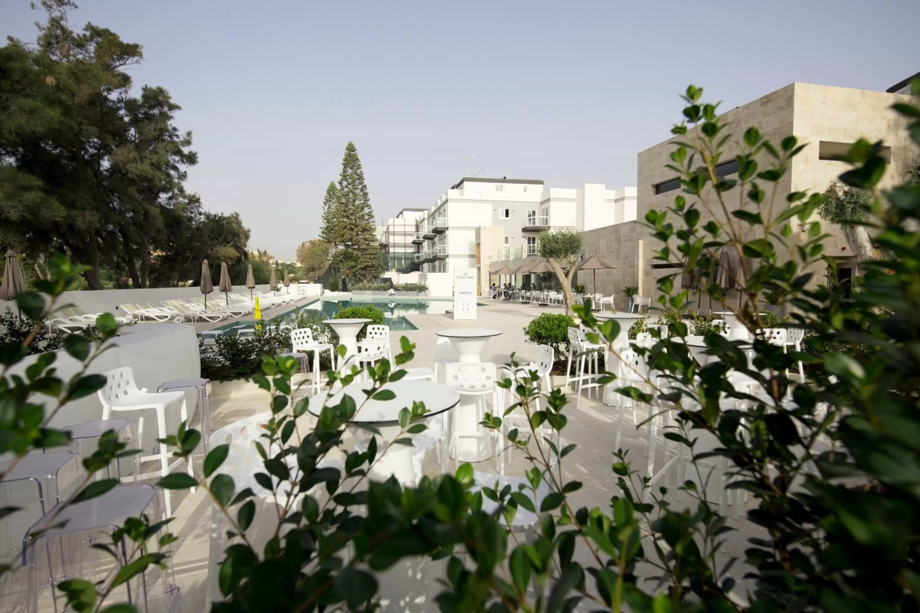 Restaurant/places to eat in Urban Valley Resort & Spa