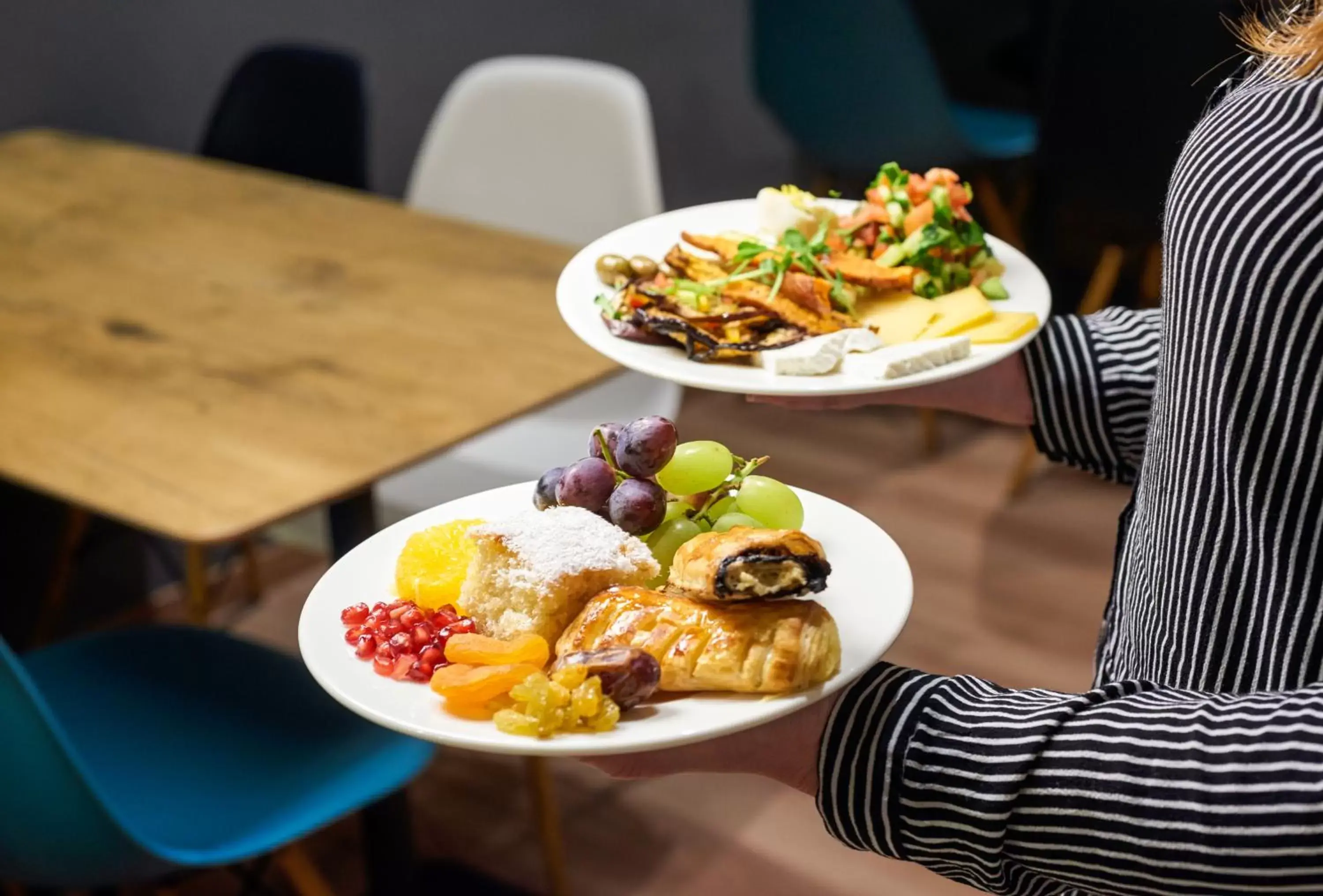 Buffet breakfast in ibis Jerusalem city Center - An AccorHotels Brand