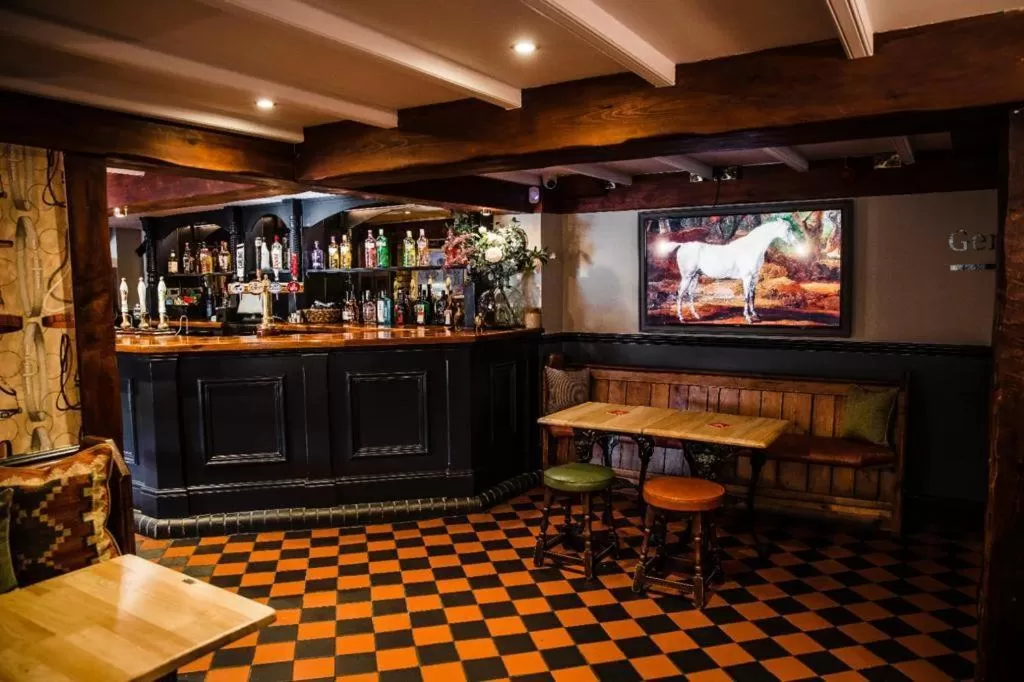 Lounge or bar in The Black Horse Inn