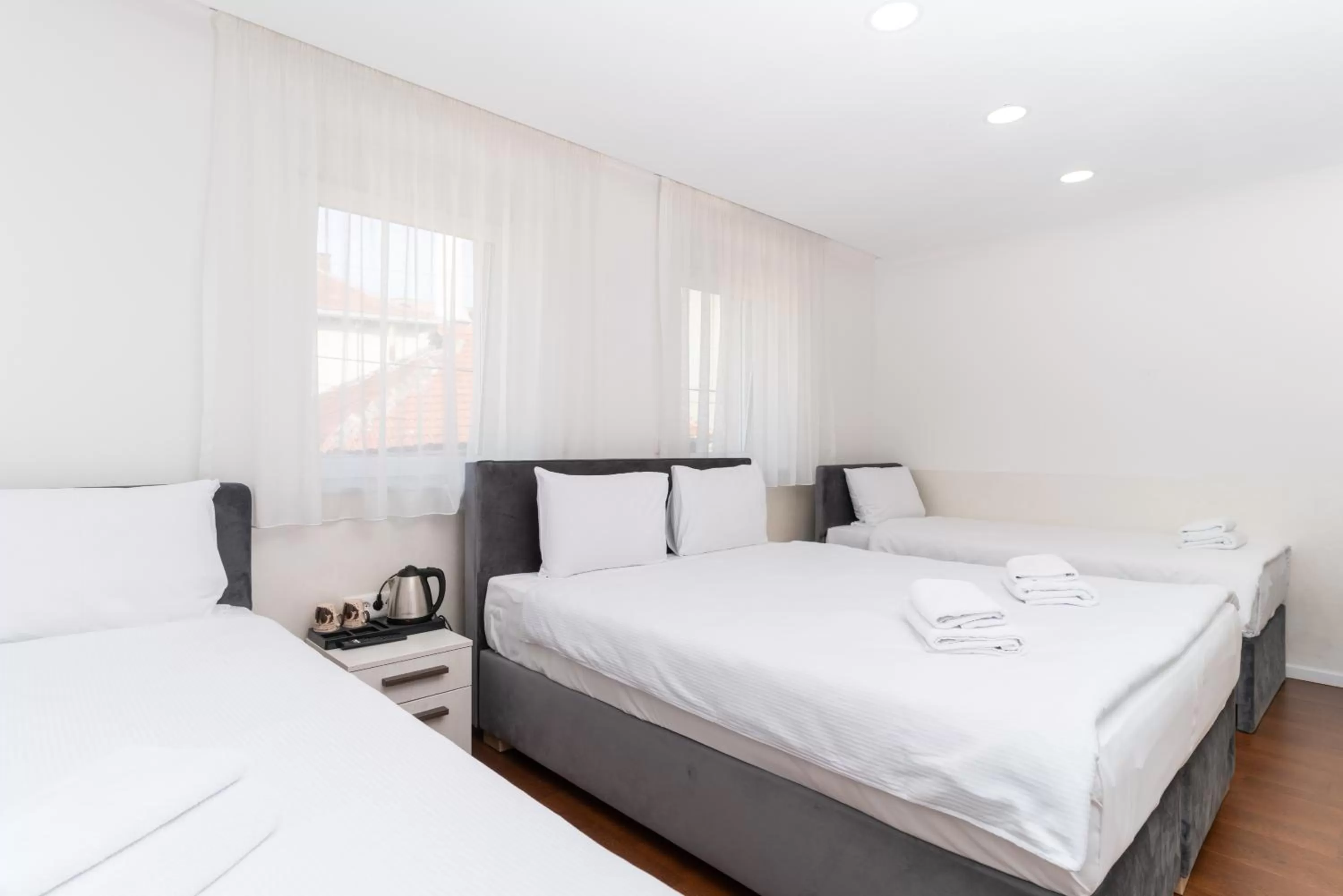 Bedroom, Bed in Ornament Hotel and Apartments