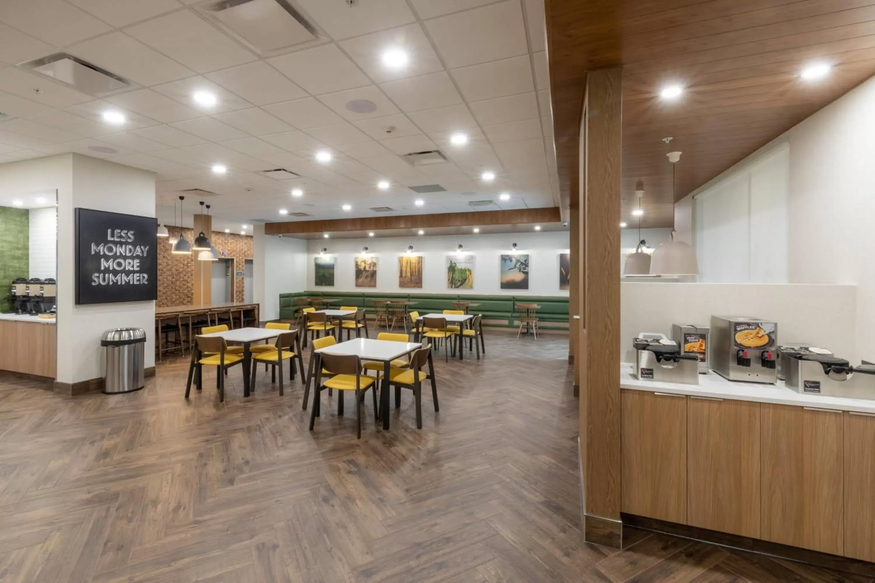 Breakfast, Restaurant/Places to Eat in Fairfield Inn & Suites by Marriott Salmon Arm