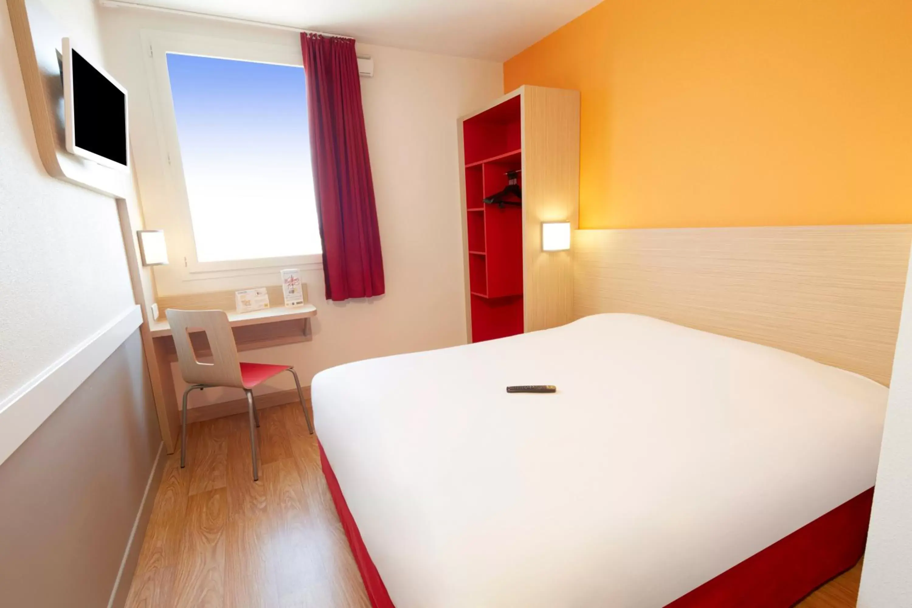 Day, Room Photo in Premiere Classe Valence Nord - Saint Marcel Les Valence