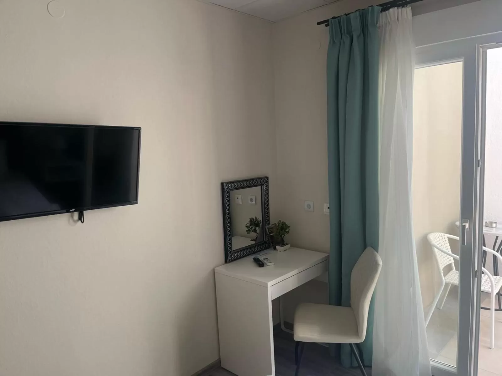 TV and multimedia in Aegean Blue Seaview Studios