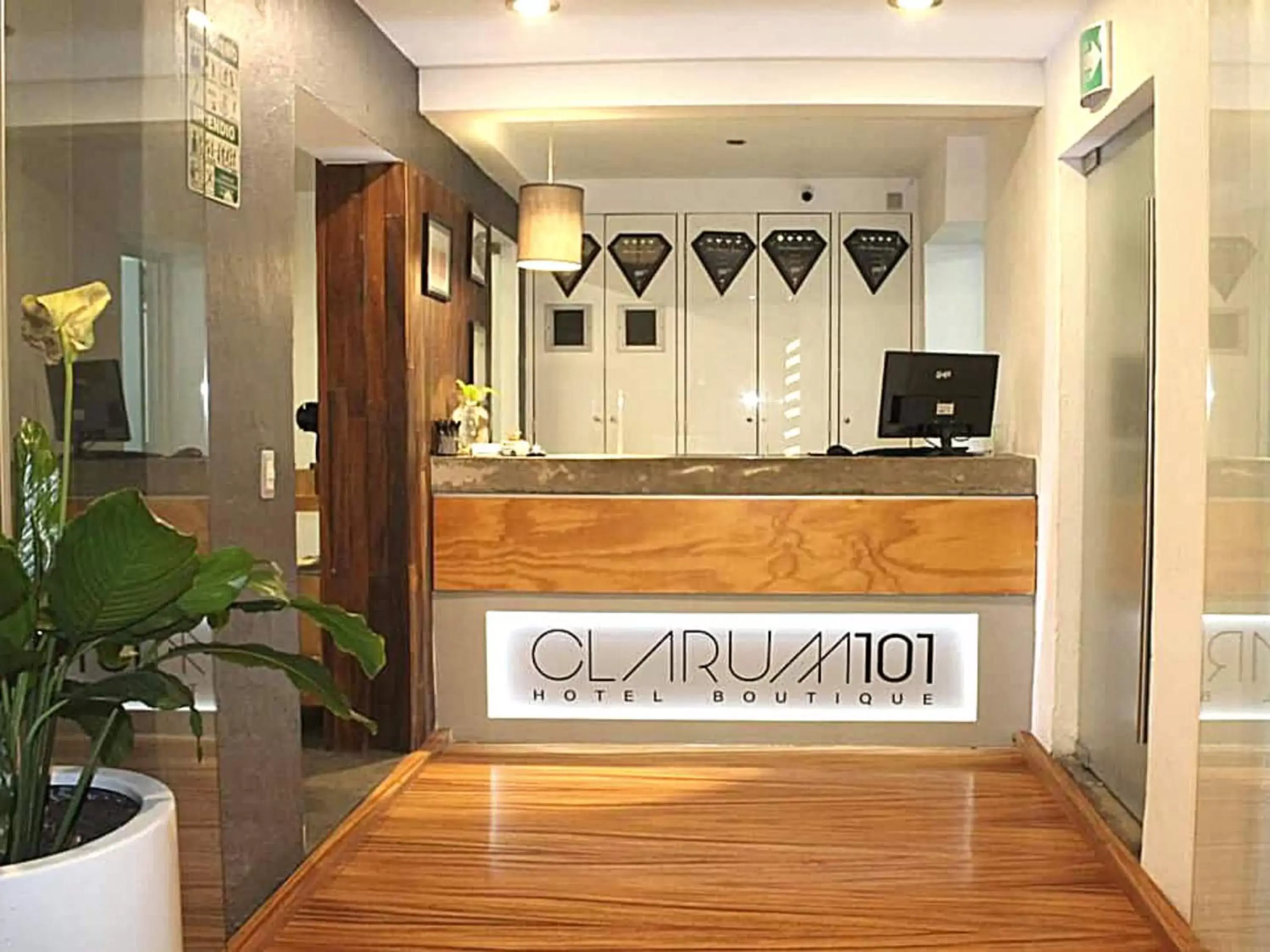 Property logo or sign, Lobby/Reception in Hotel CLARUM 101