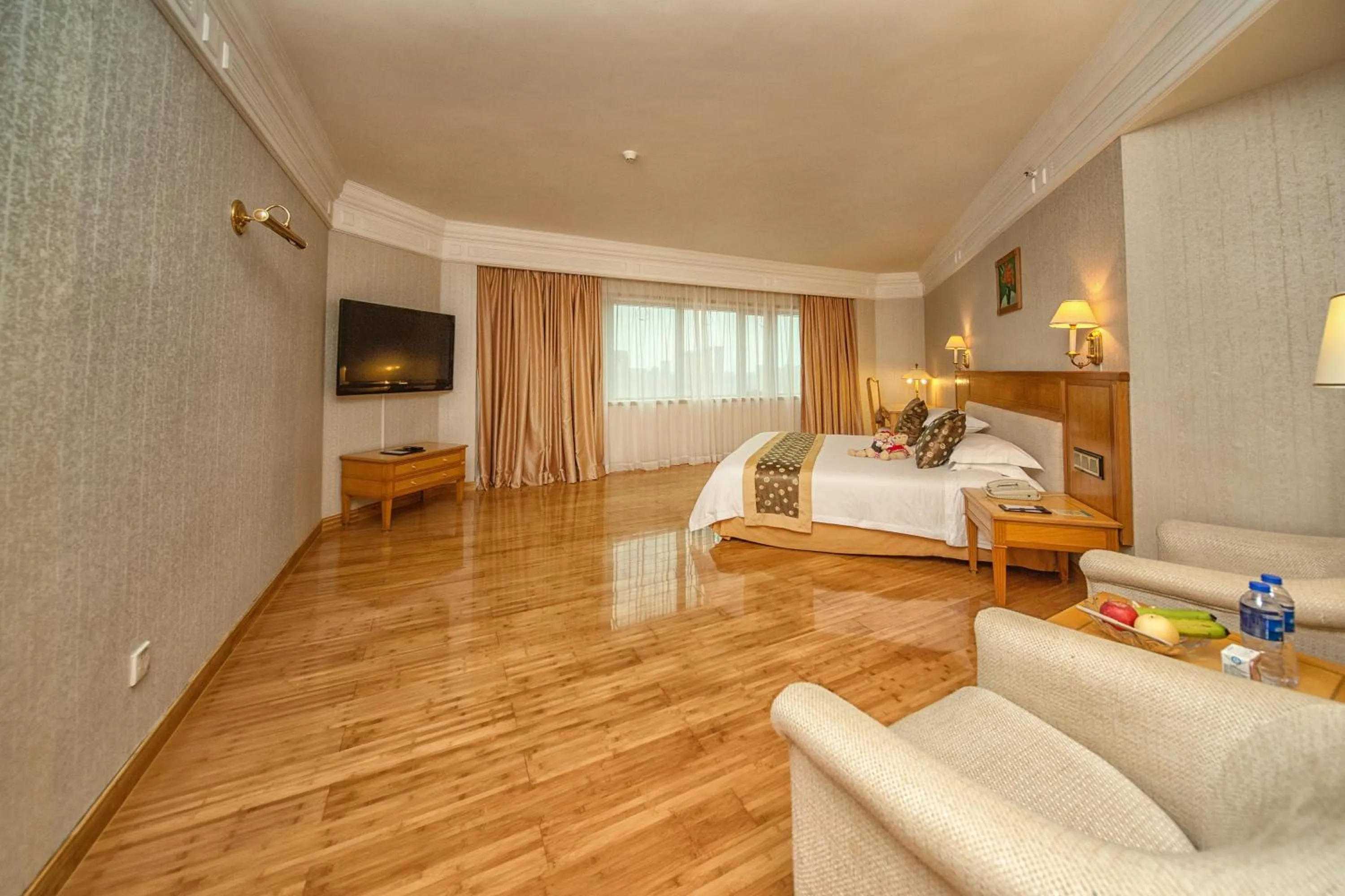 Photo of the whole room, Bed in Hotel Silverland