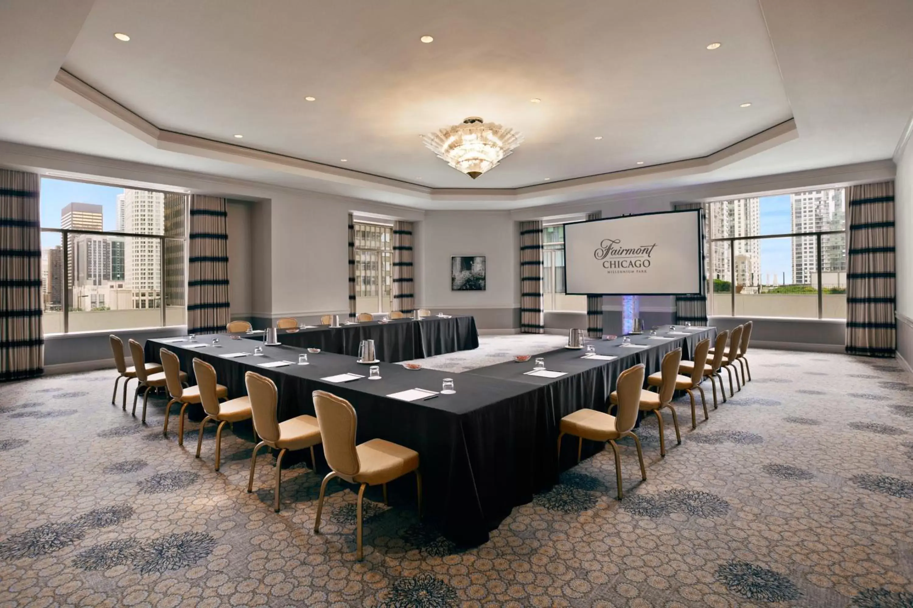 Banquet/Function facilities, Business Area/Conference Room in Fairmont Chicago Millennium Park