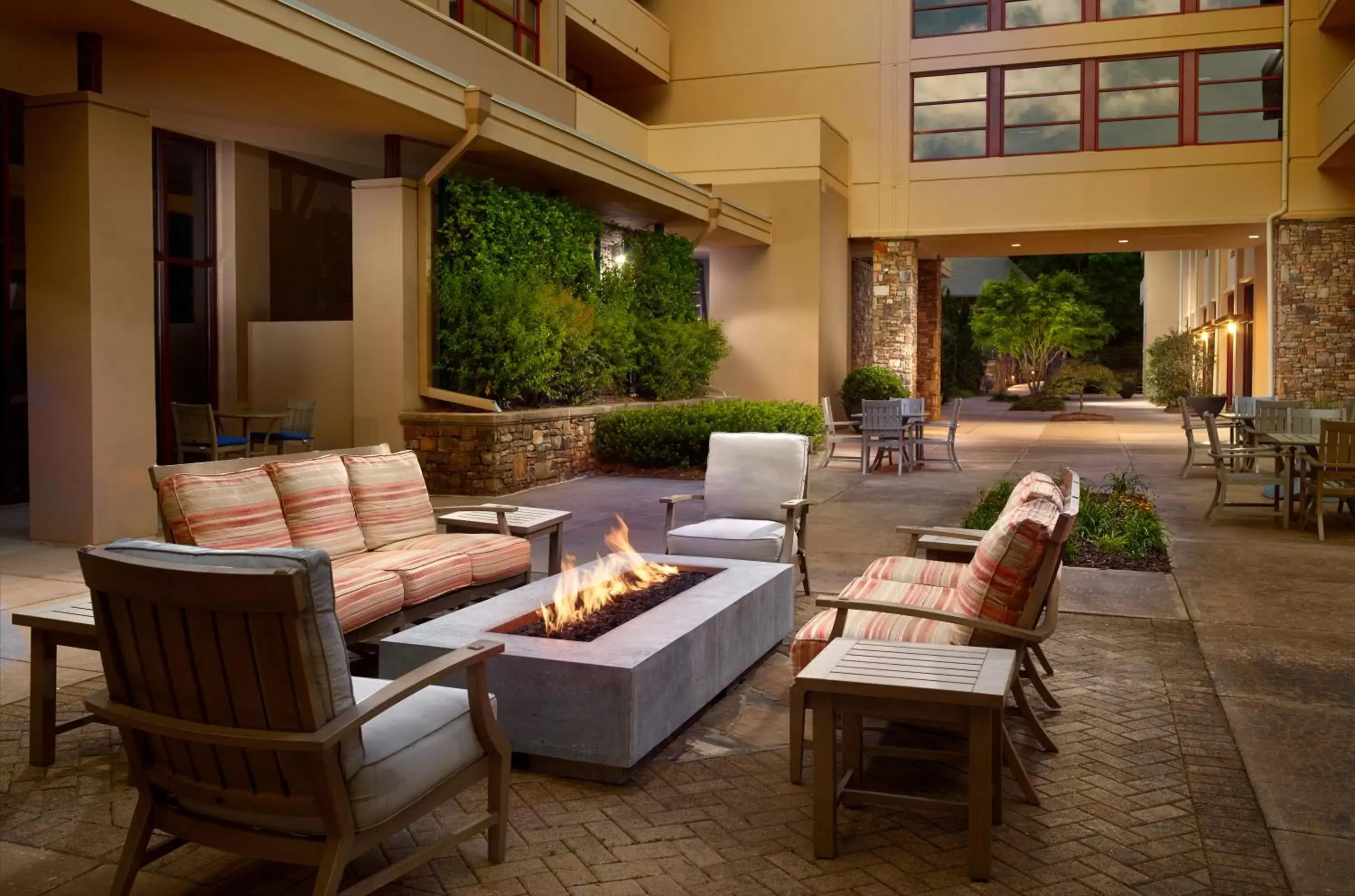 Balcony/Terrace in Emory Conference Center Hotel