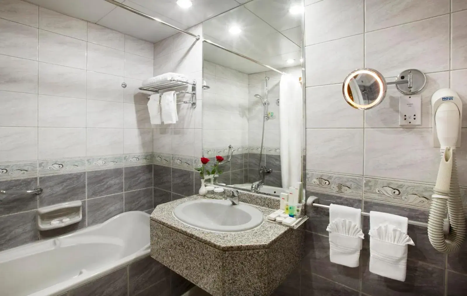 Bathroom in Avenue Hotel Dubai