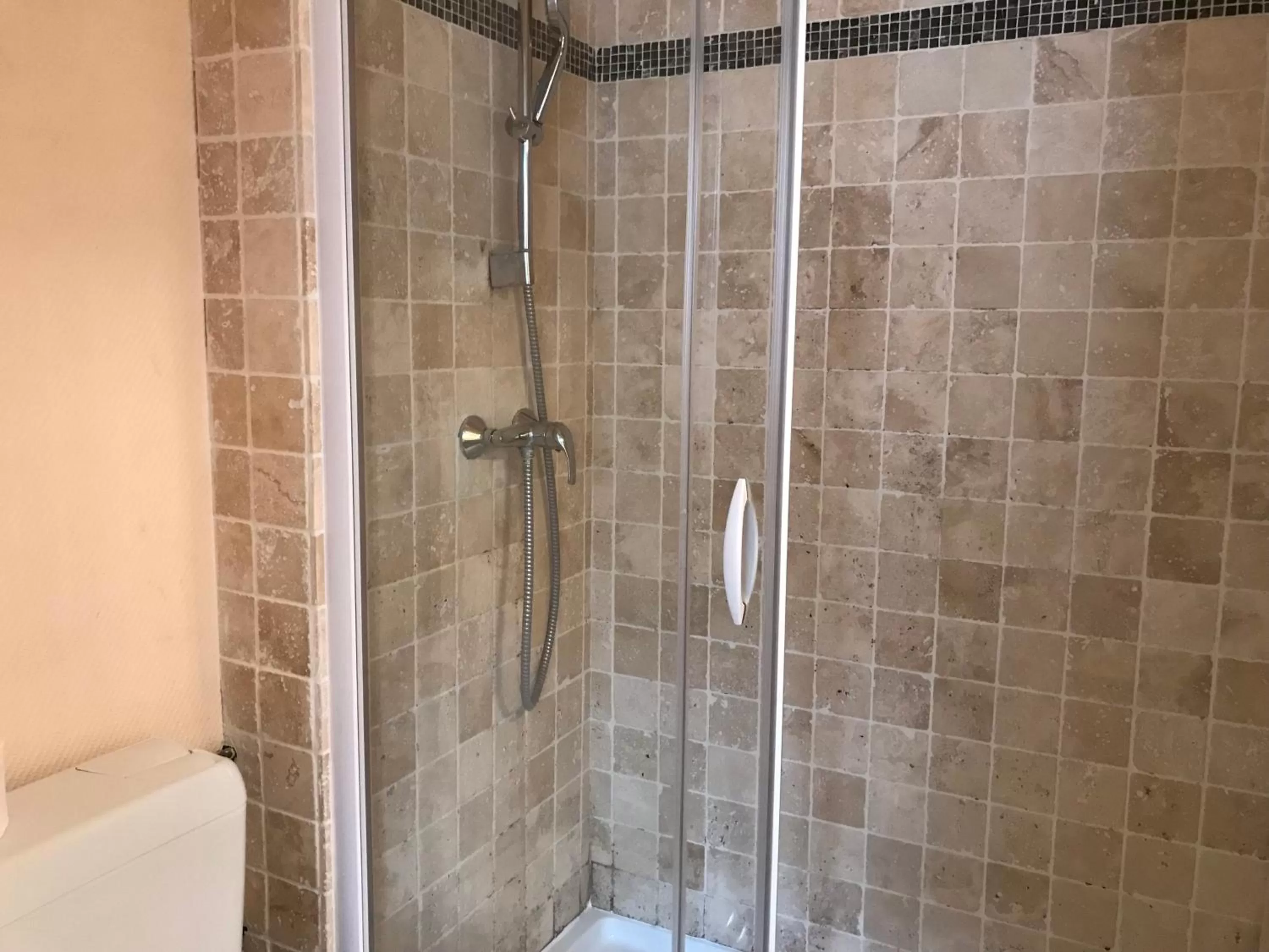 Logis Hôtel Les Airelles Neufchâtel En Bray