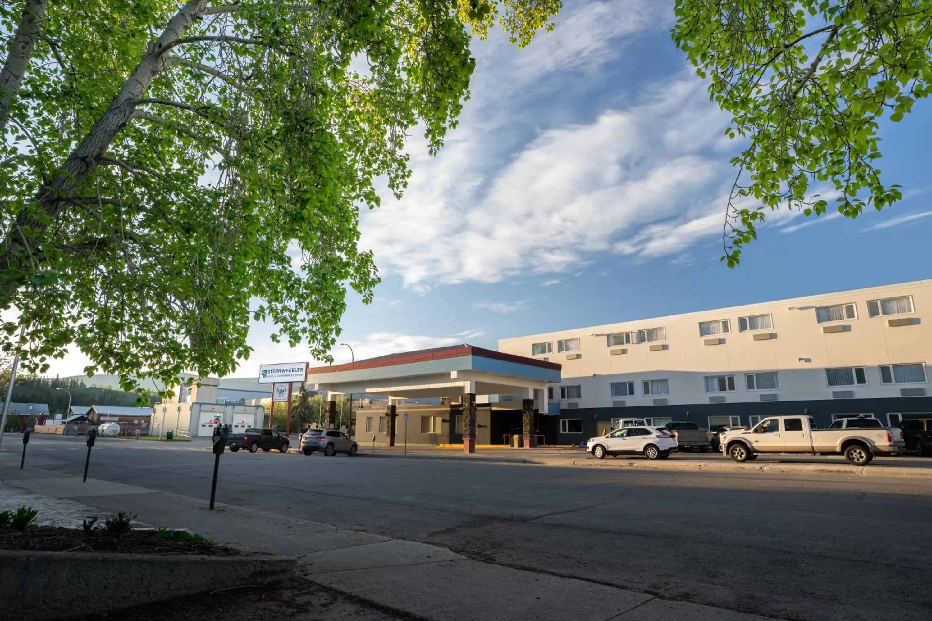 Property Building in Sternwheeler Hotel and Conference Centre