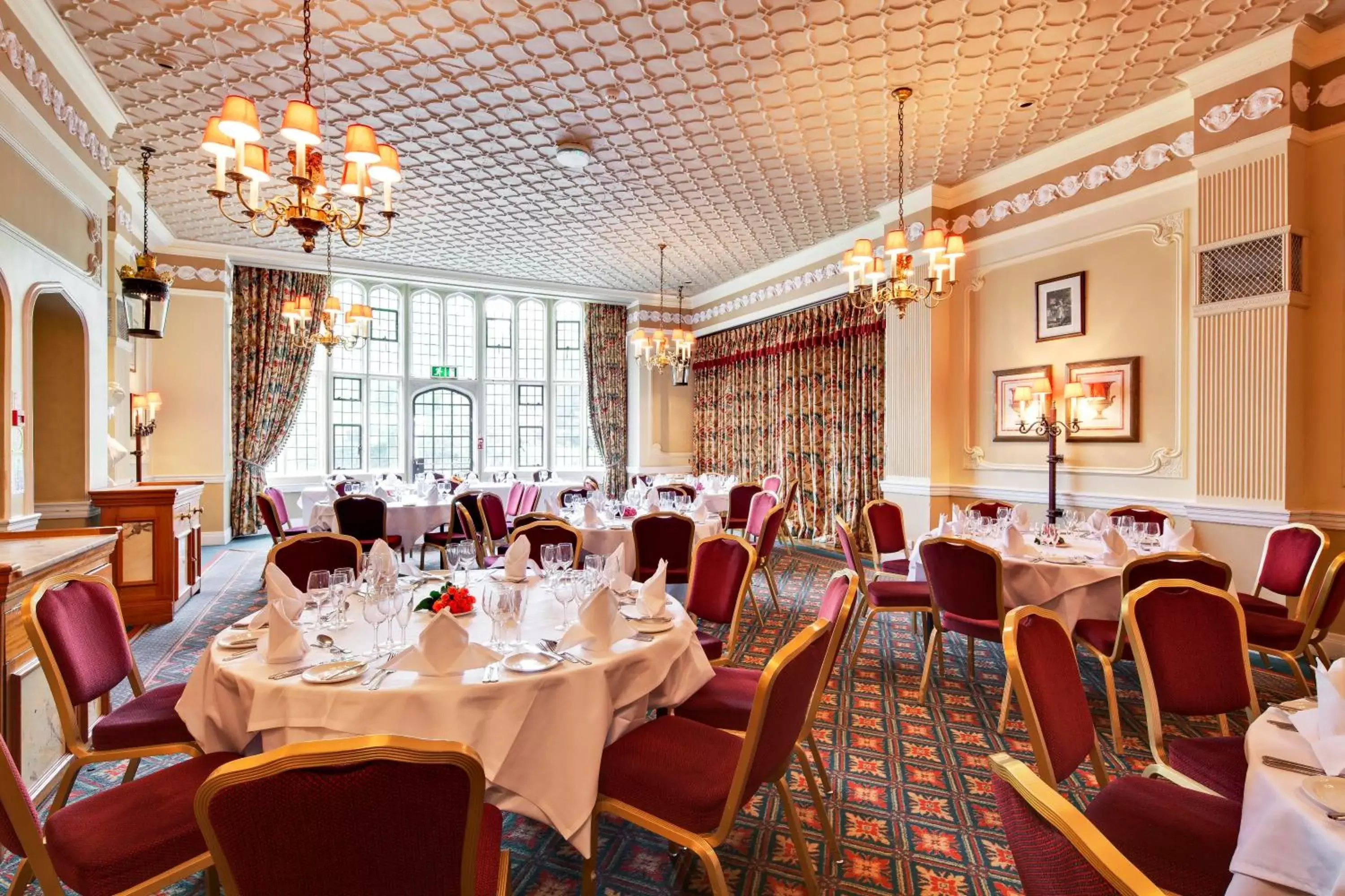 Banquet/Function facilities, Restaurant/Places to Eat in Best Western Plough and Harrow Hotel