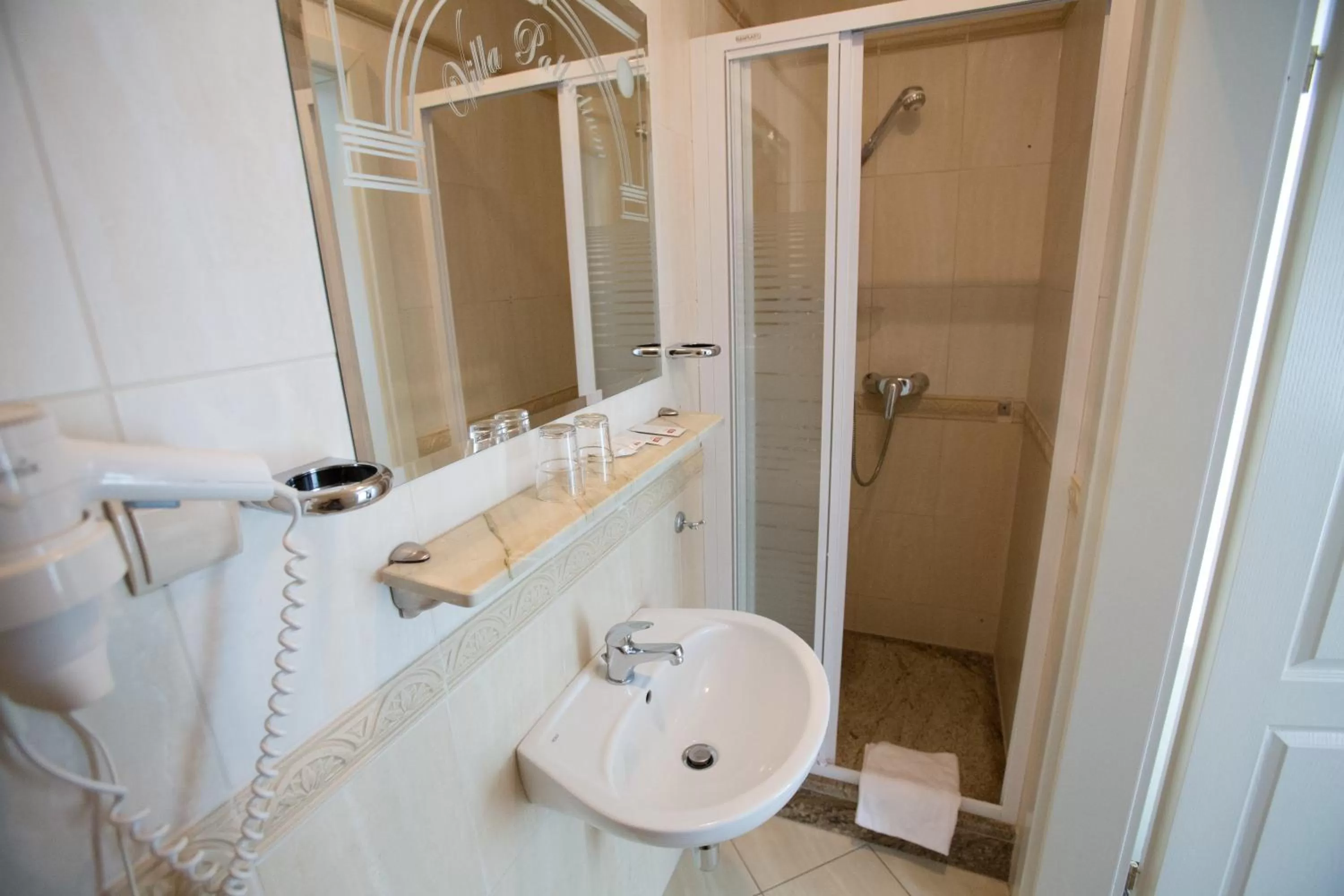 Bathroom in Villa Palladium