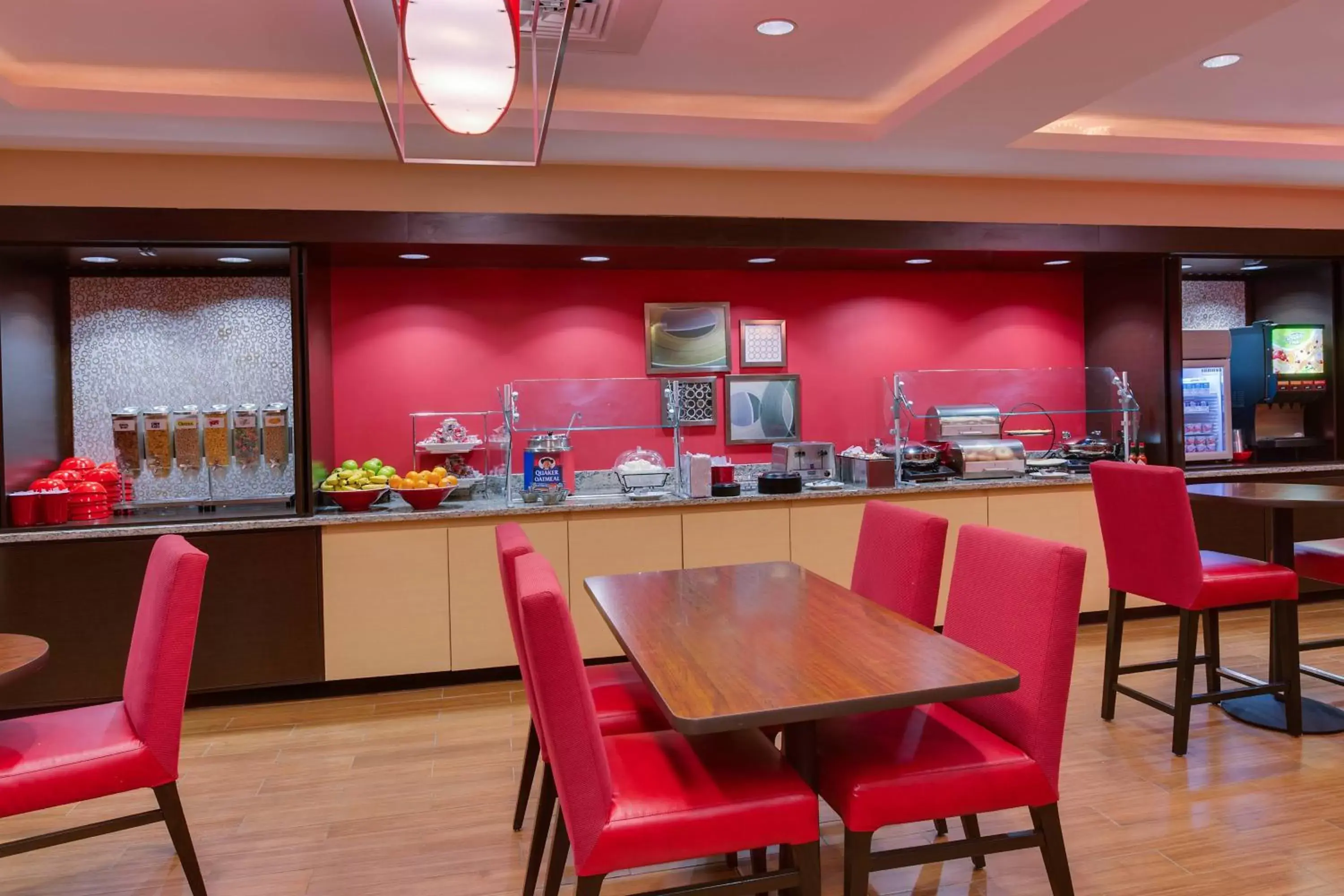 Breakfast, Restaurant/Places to Eat in TownePlace Suites by Marriott Gainesville Northwest