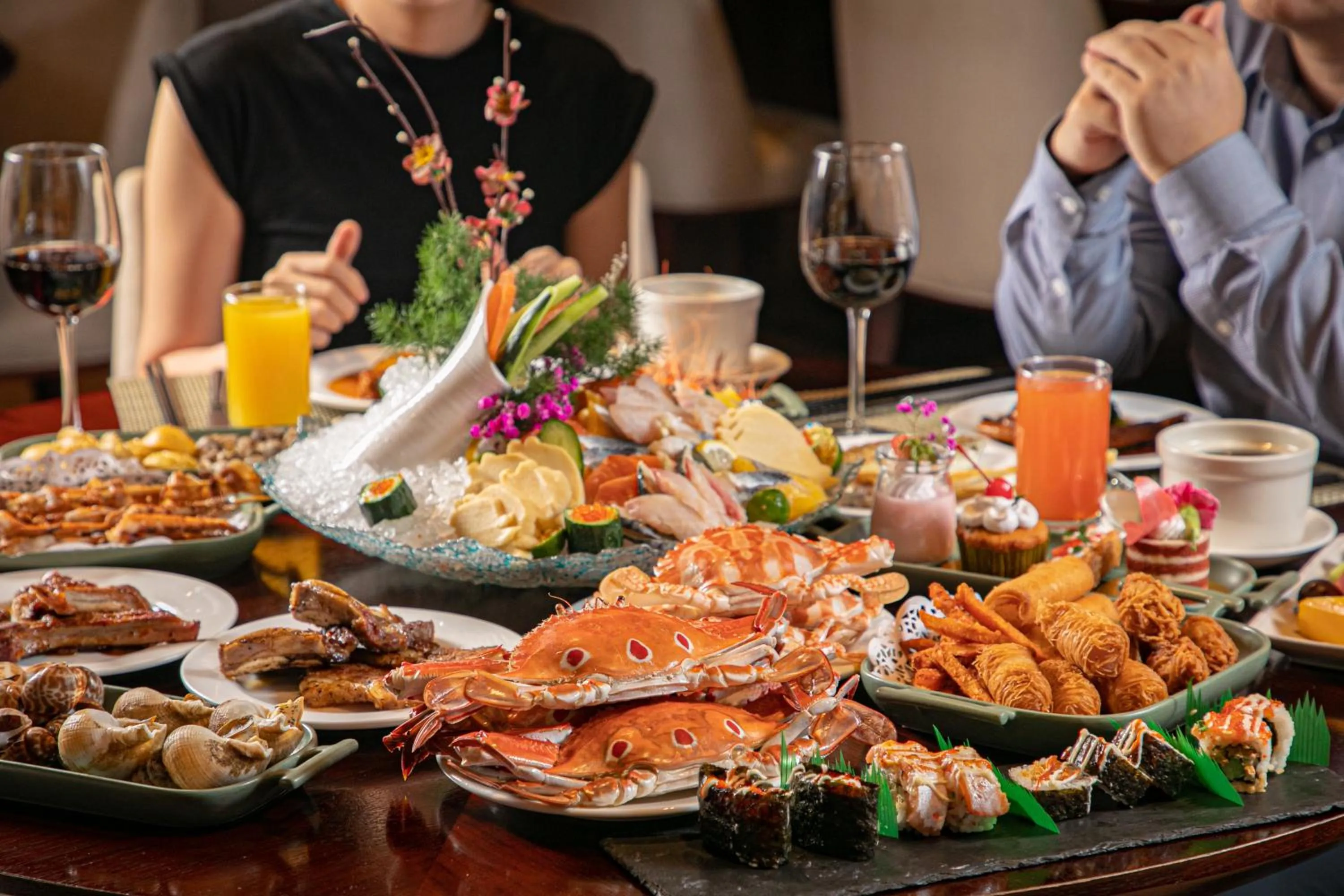 Food and drinks in Wan Yue Grand Skylight Hotel