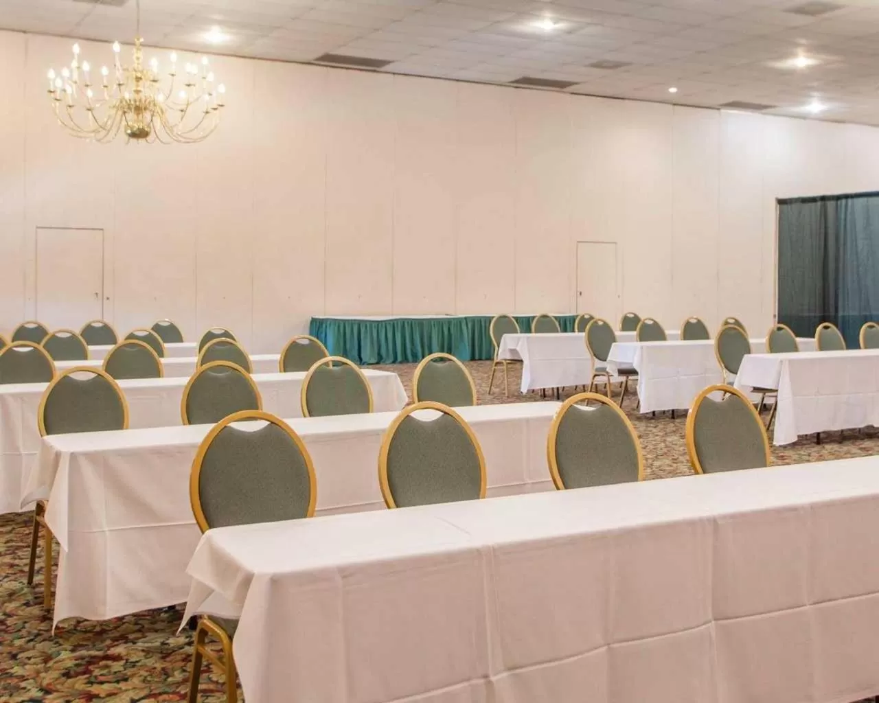 Meeting/conference room in Parkview Inn and Conference Center