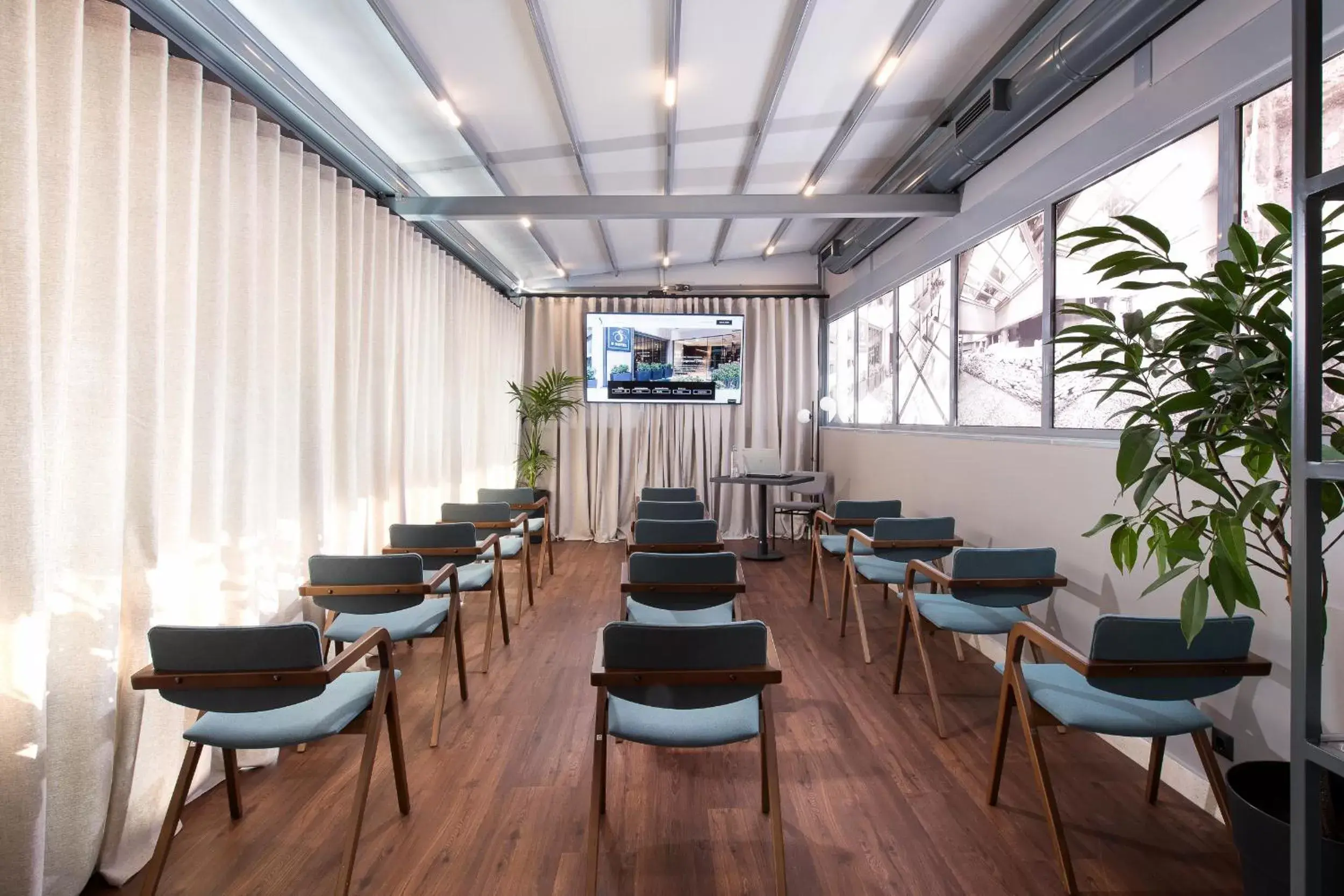 Meeting/conference room in S Hotel Boutique Thessaloniki