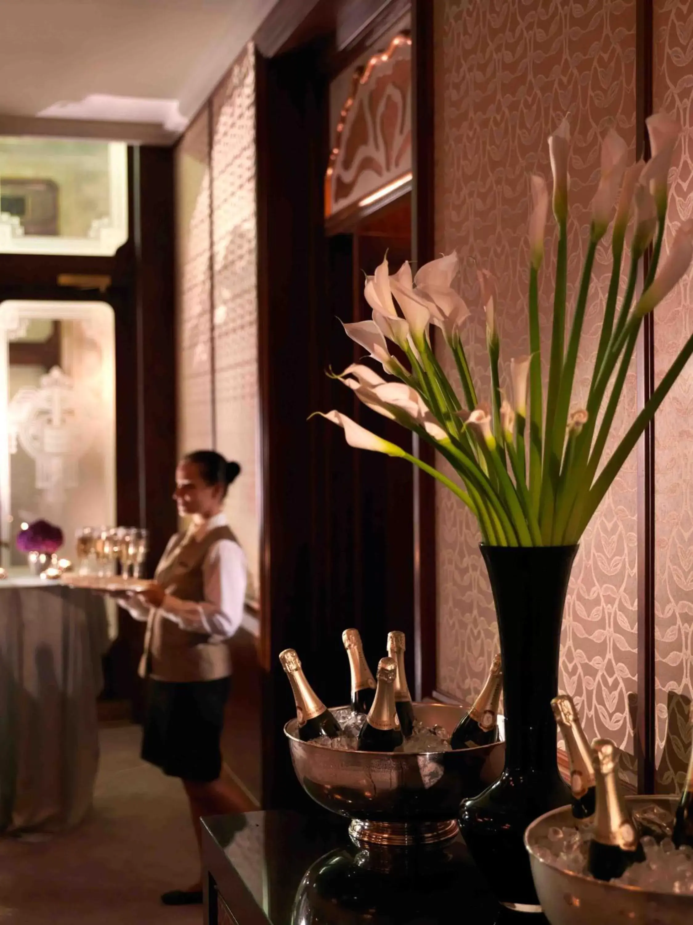 Staff, Restaurant/Places to Eat in Four Seasons Hotel Gresham Palace Budapest