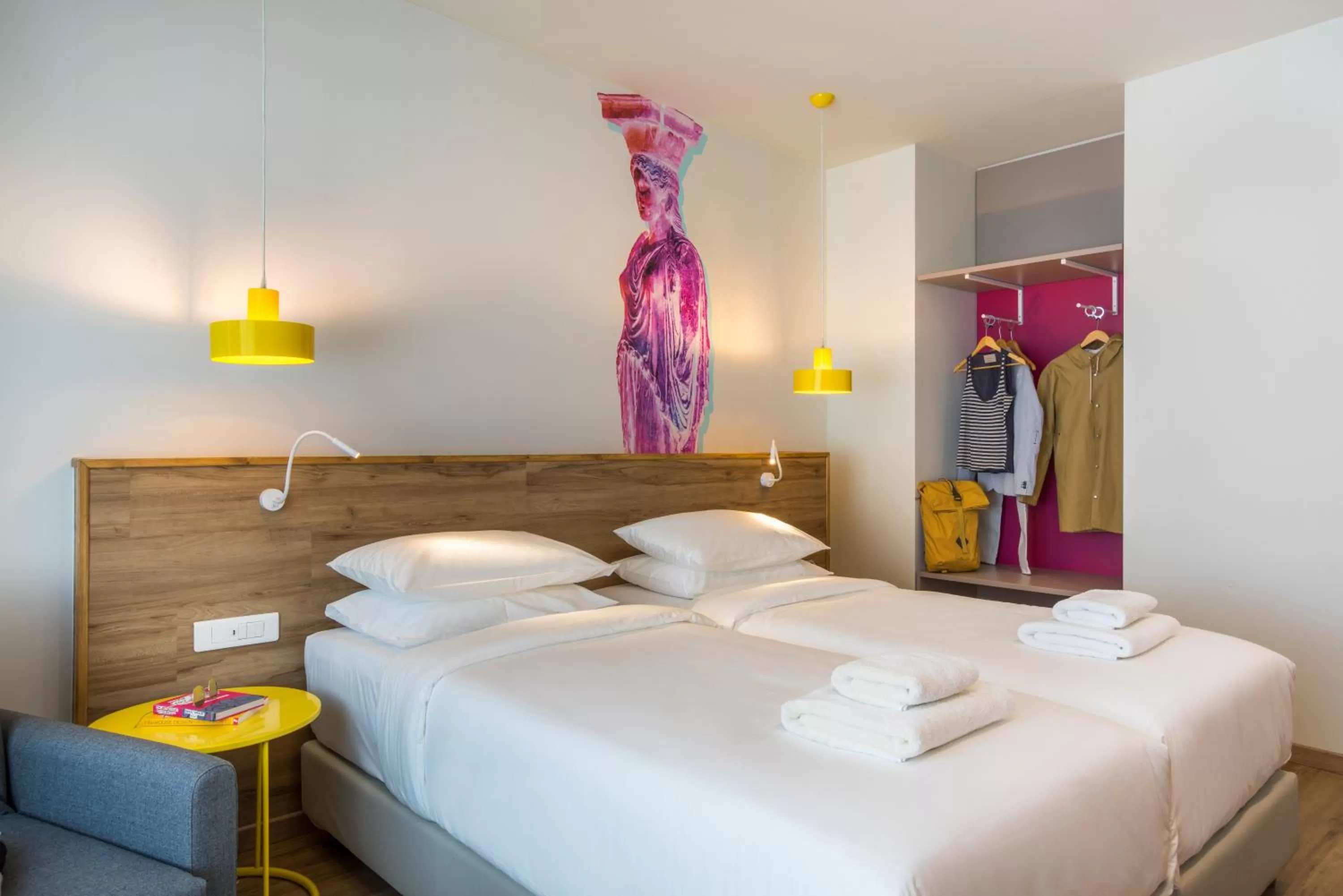 Bed in ibis Styles Athens Routes