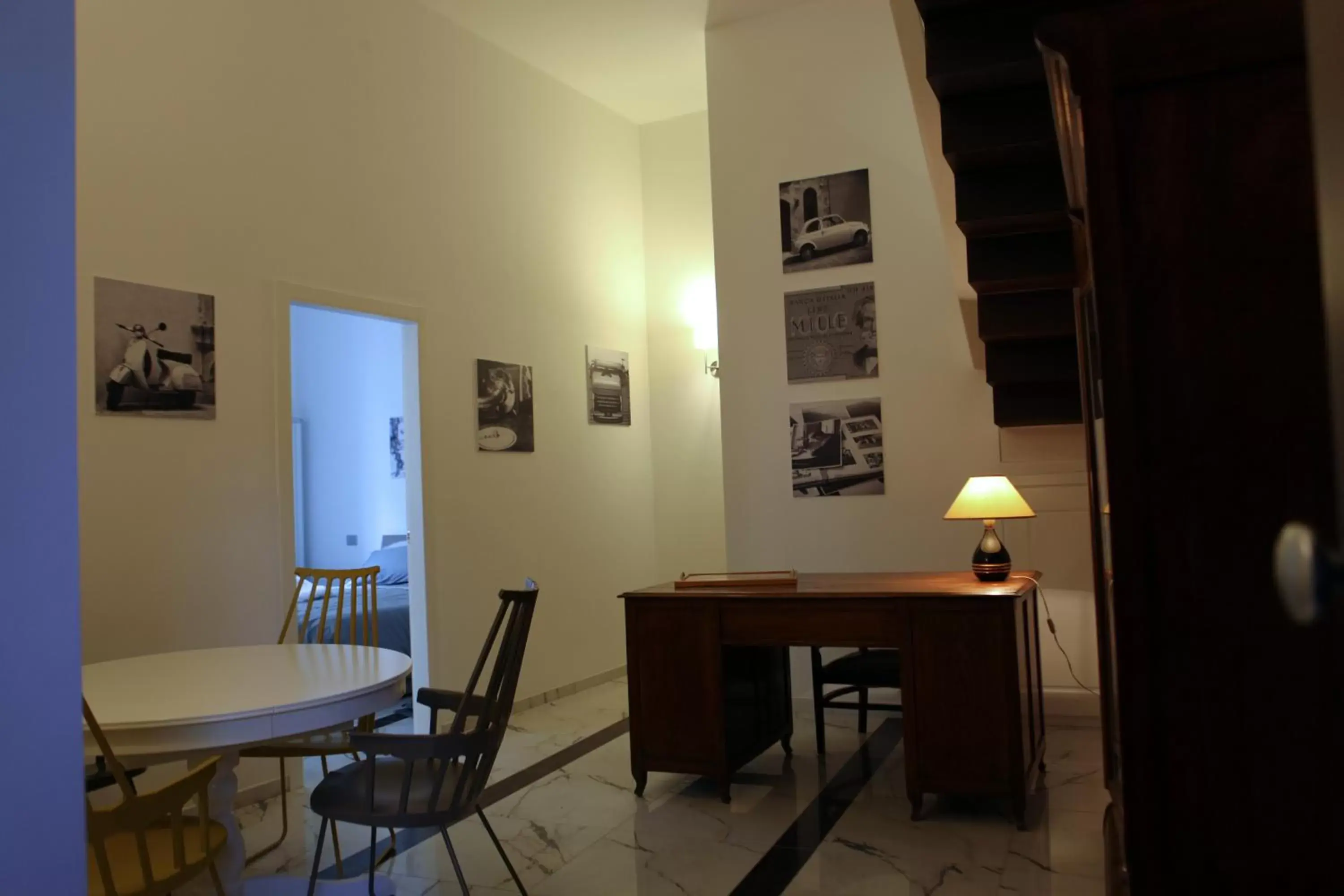 Dining Area in 900 Bed and Breakfast