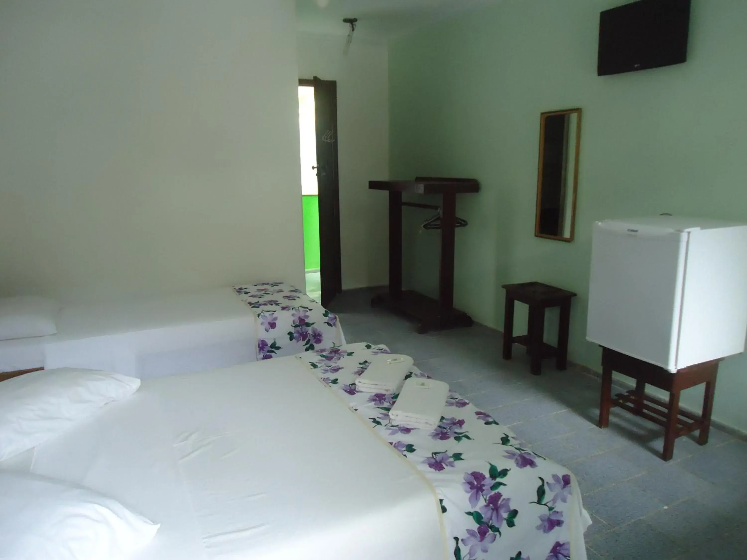 Photo of the whole room, Bed in Hotel Vale Verde