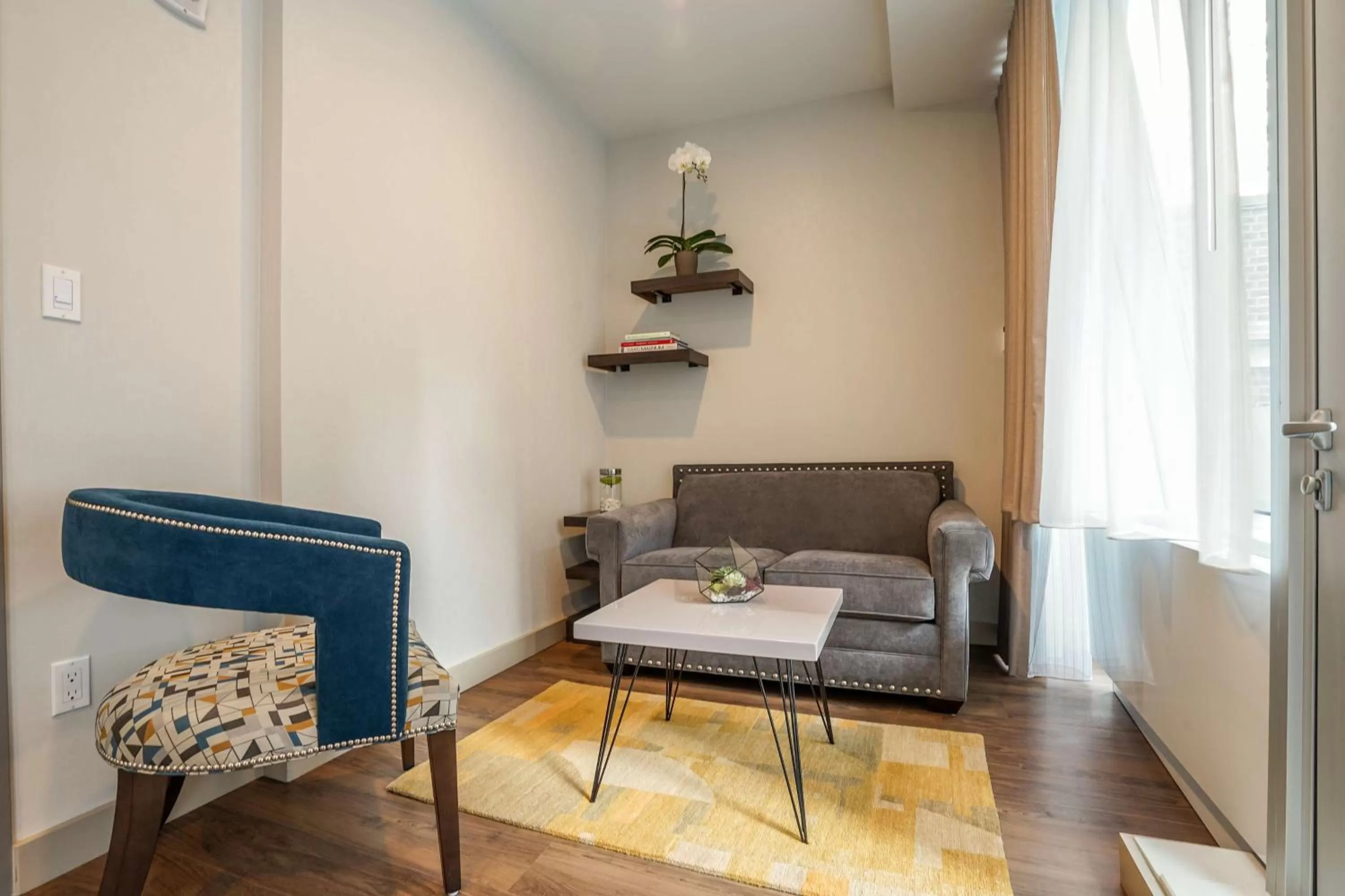 Living room in The Bernic Hotel New York City,Tapestry Collection by Hilton