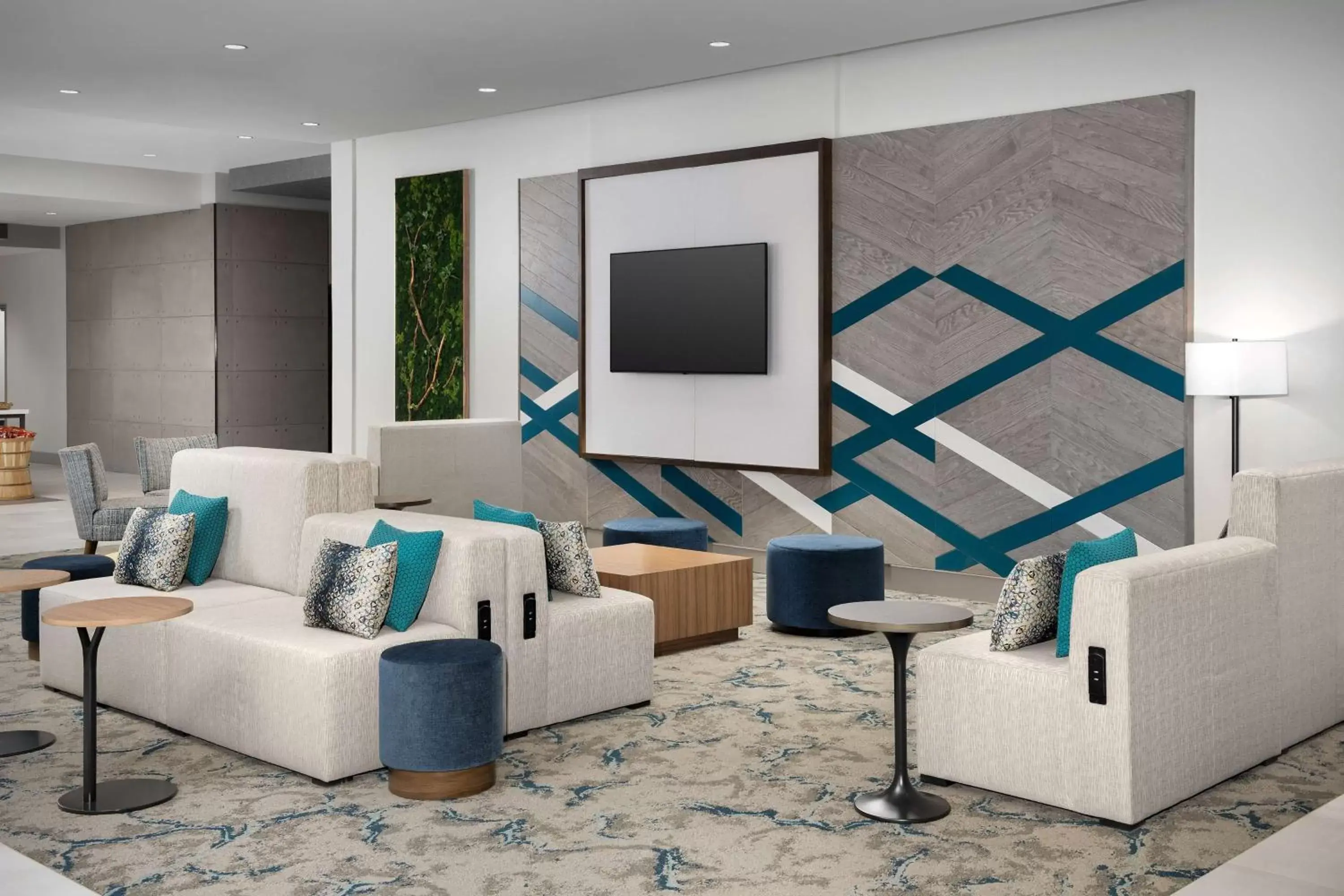 Lobby or reception, Seating Area in Hilton Garden Inn Florence Cincinnati Airport South