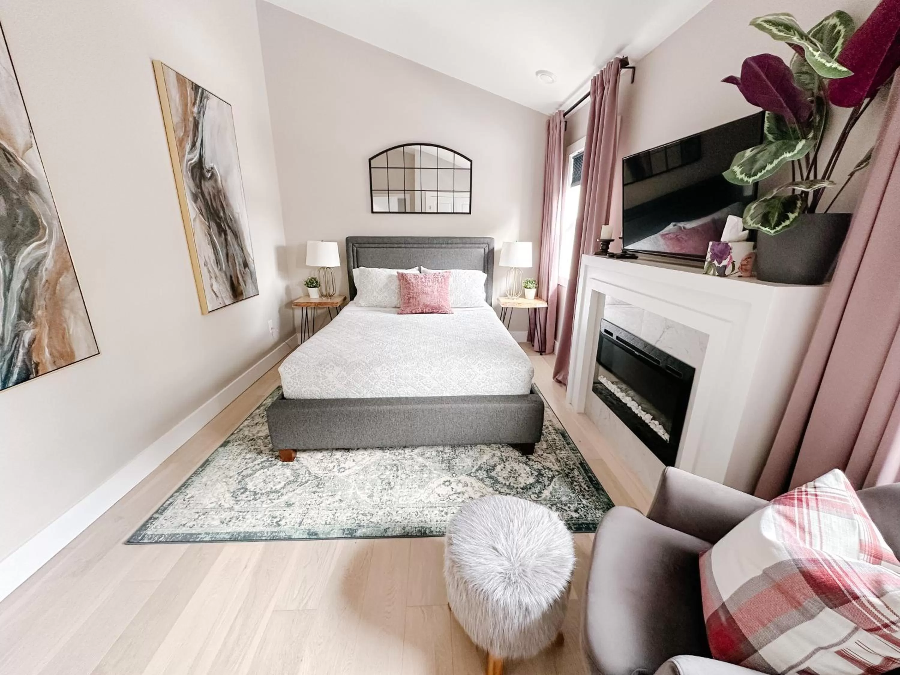 Photo of the whole room in Inn On King Bed & Breakfast