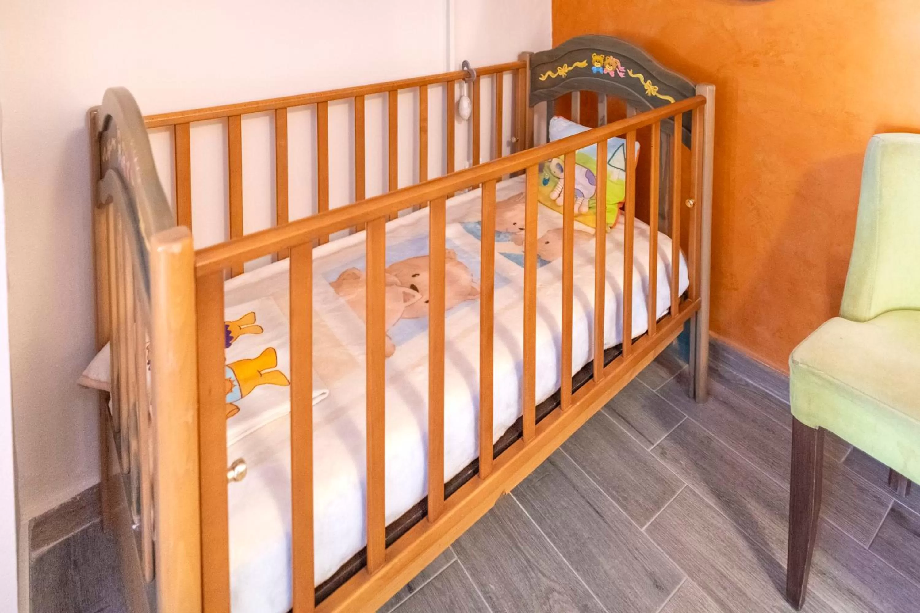 Bed in Apartments Tina FREE transfer from-to the airport